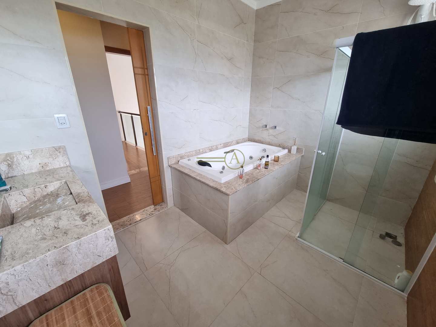 Sobrado à venda com 4 quartos, 218m² - Foto 13