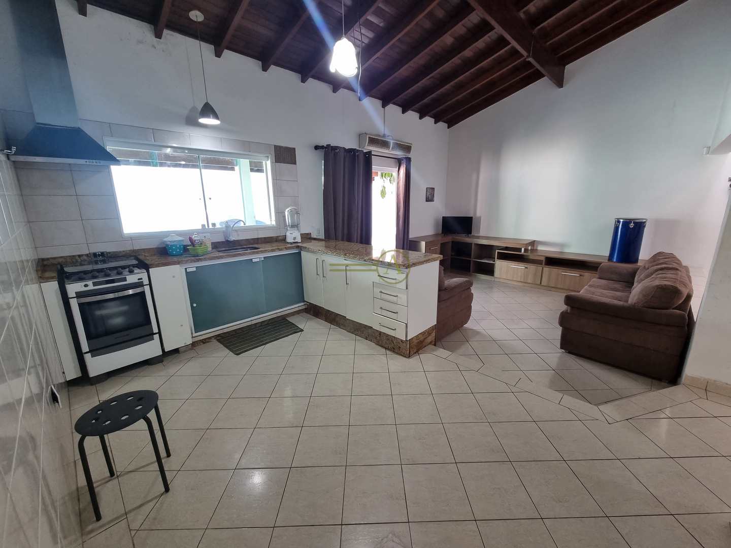 Casa à venda com 2 quartos, 175m² - Foto 12