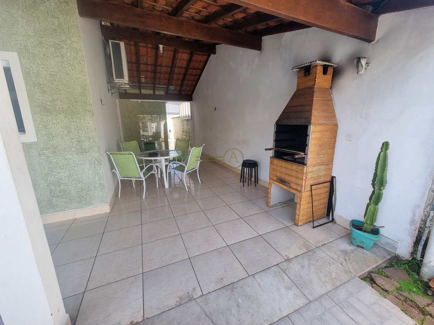 Casa à venda com 2 quartos, 175m² - Foto 7