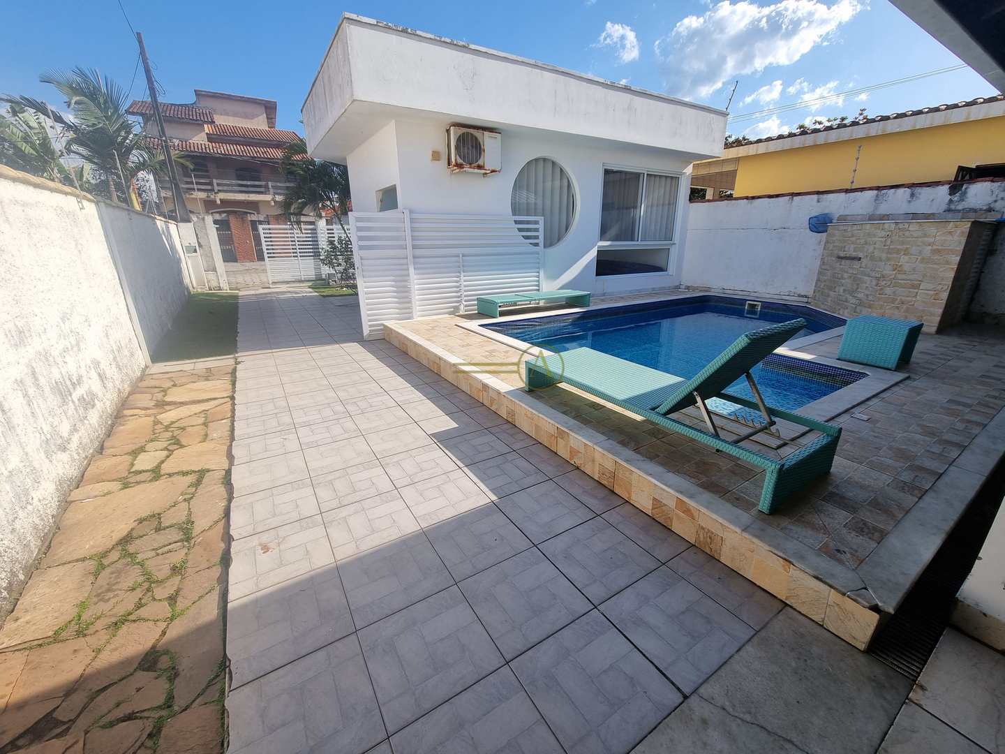 Casa à venda com 2 quartos, 175m² - Foto 8