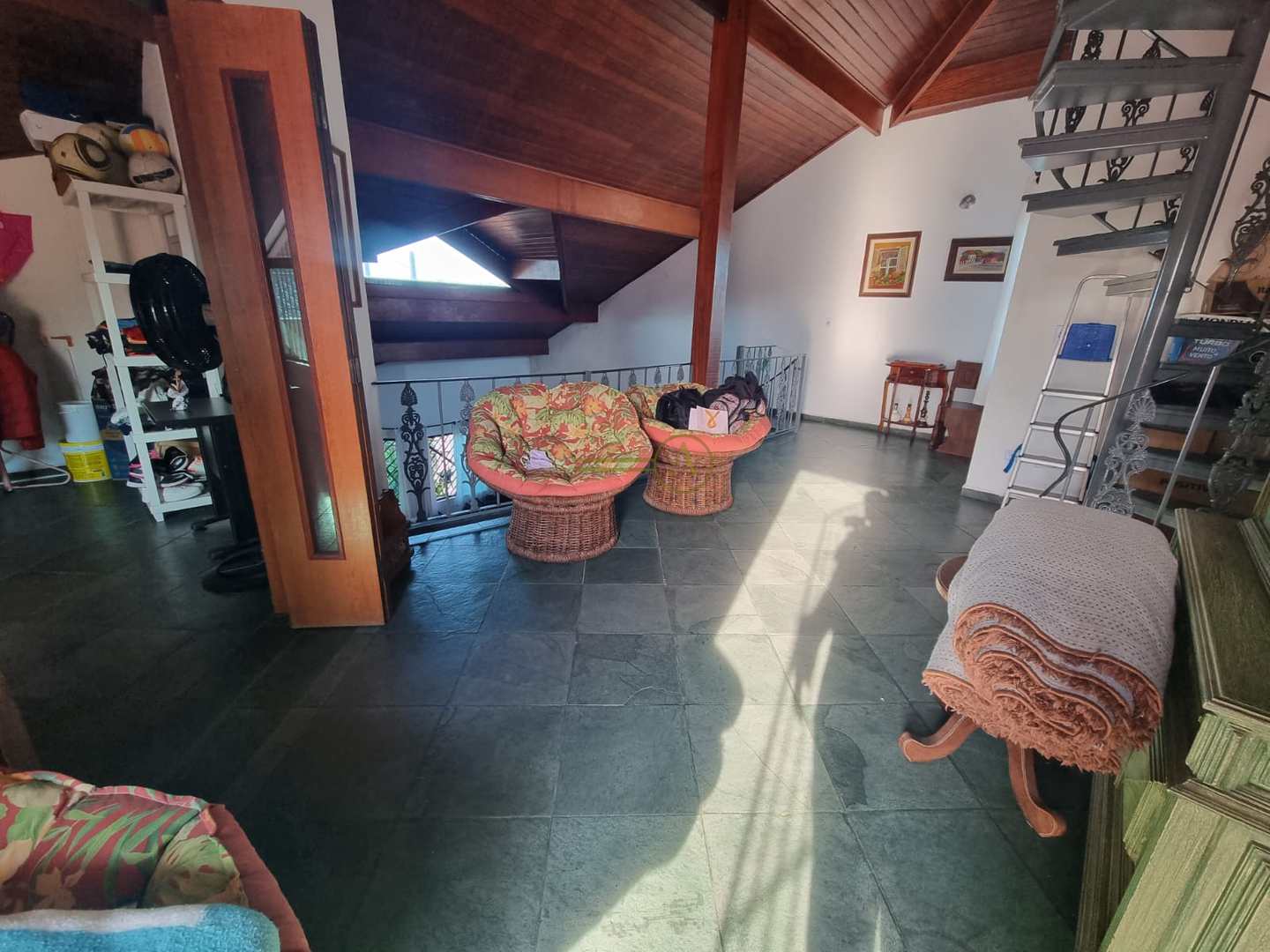 Casa à venda com 6 quartos, 235m² - Foto 14