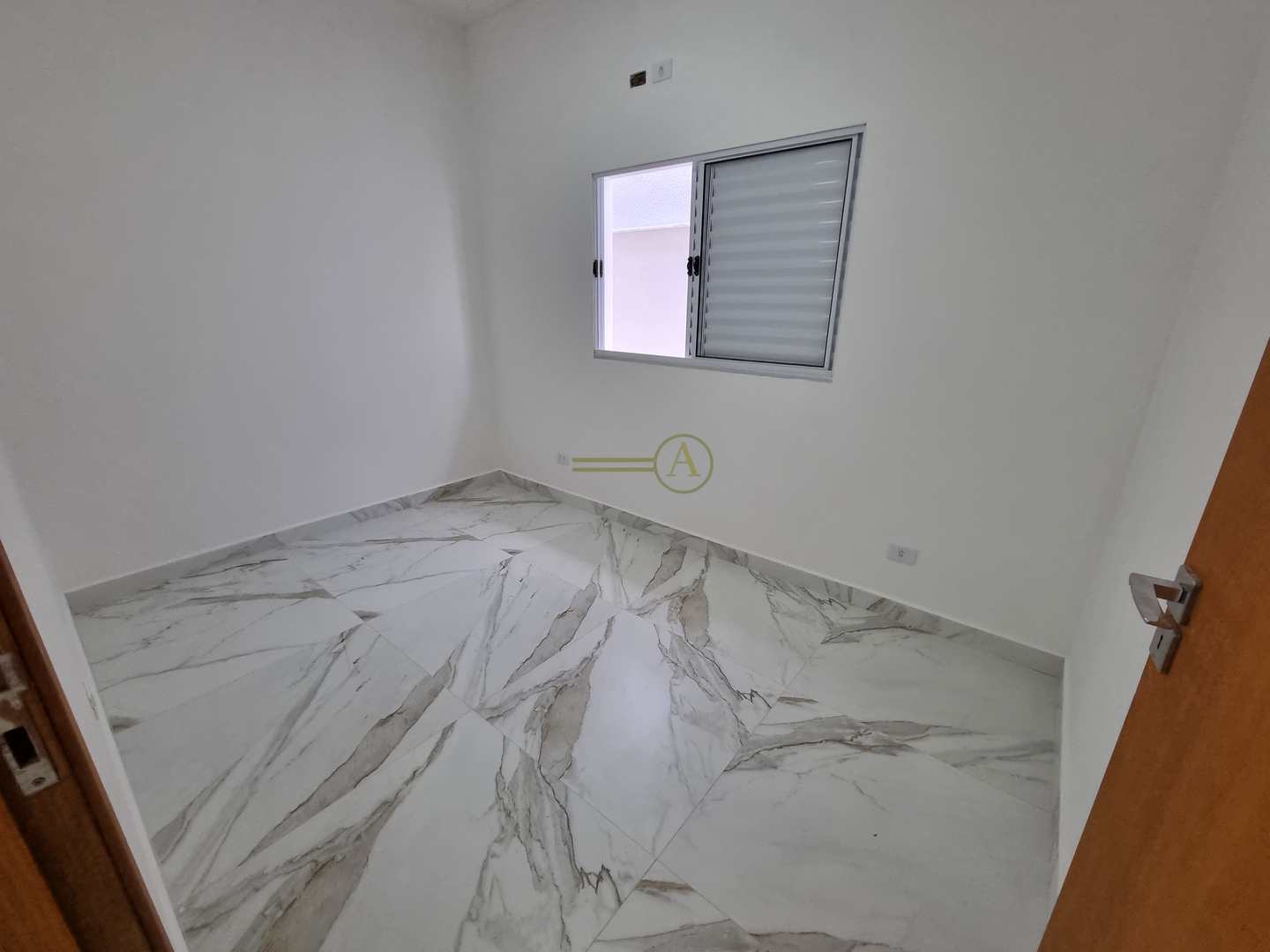 Casa à venda com 3 quartos, 150m² - Foto 11