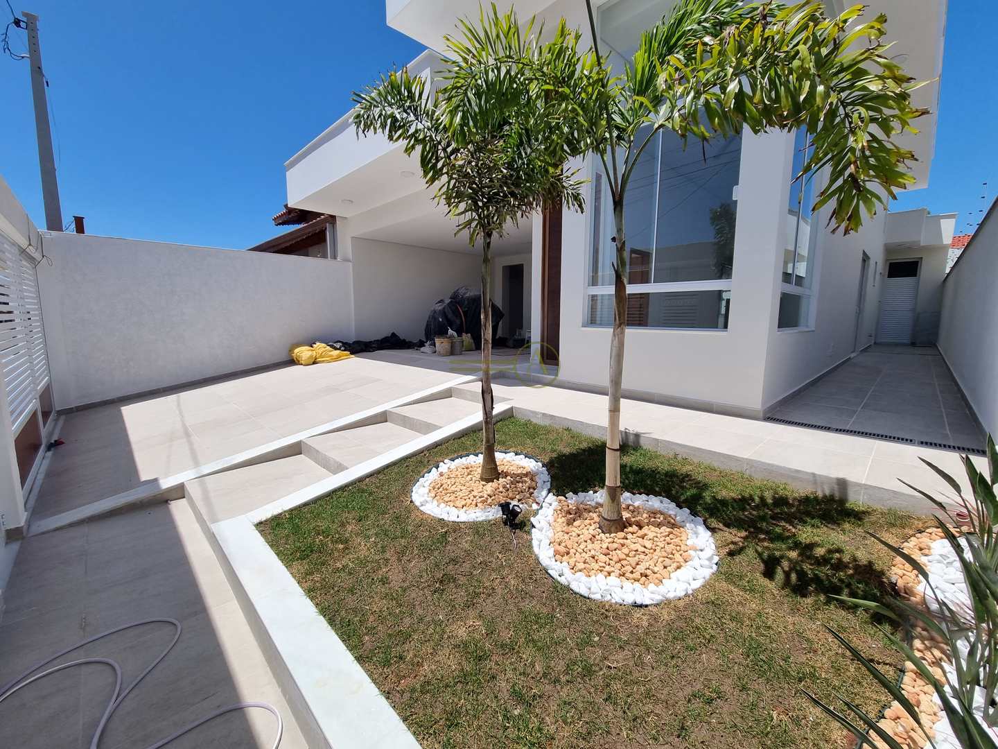 Casa à venda com 3 quartos, 150m² - Foto 2