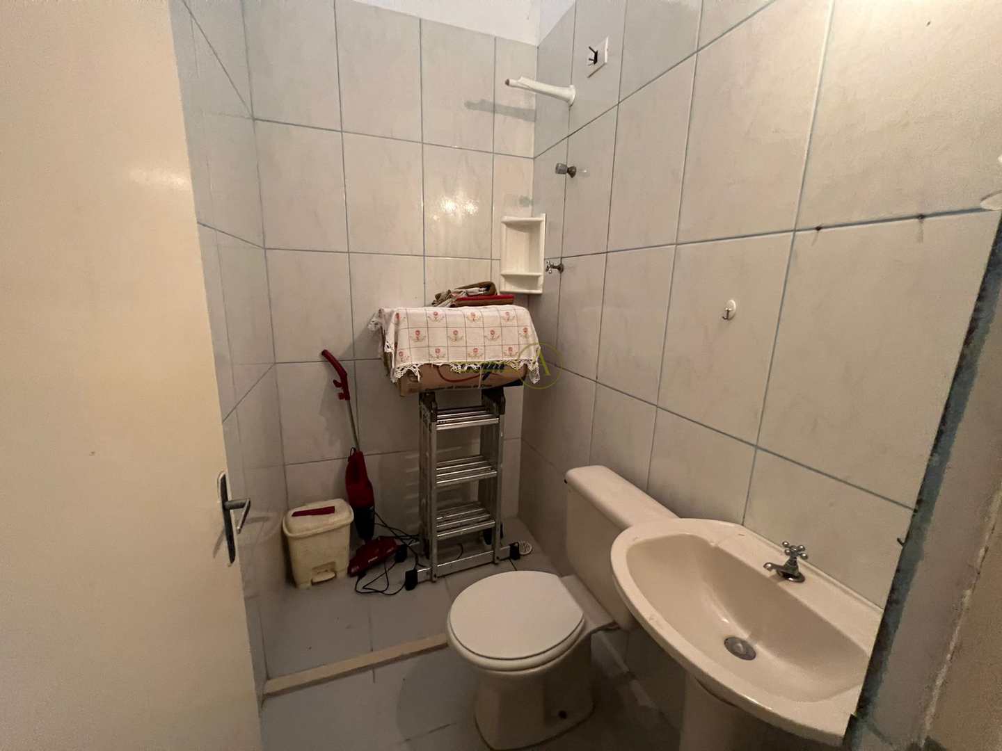 Casa à venda com 3 quartos, 95m² - Foto 3