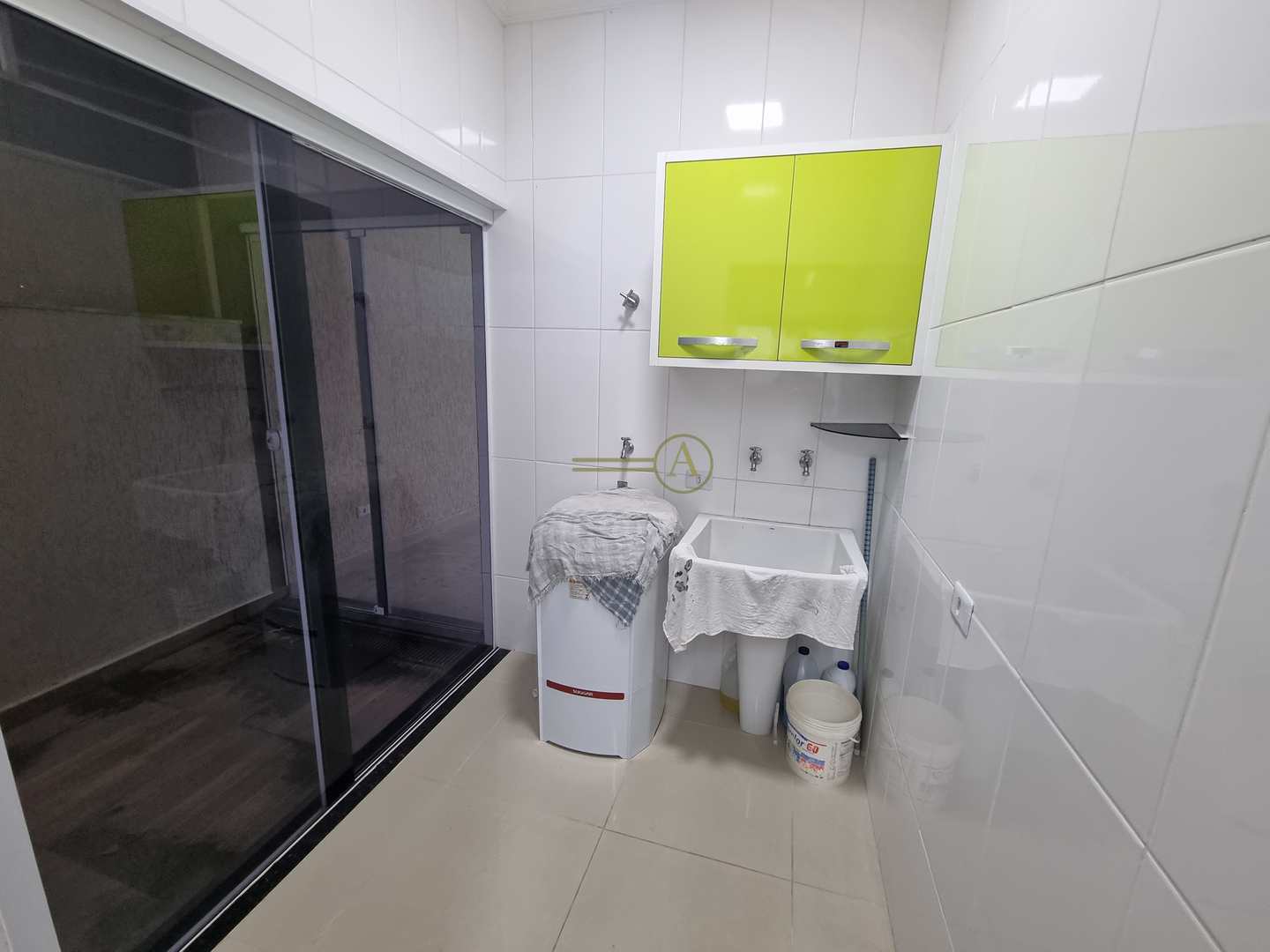 Sobrado à venda com 4 quartos, 260m² - Foto 4