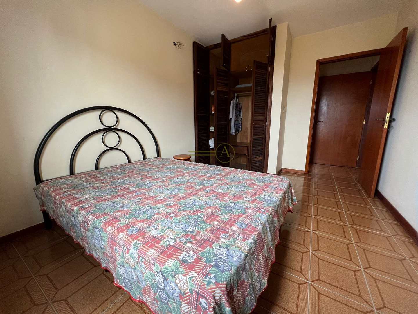 Apartamento à venda com 3 quartos, 210m² - Foto 9