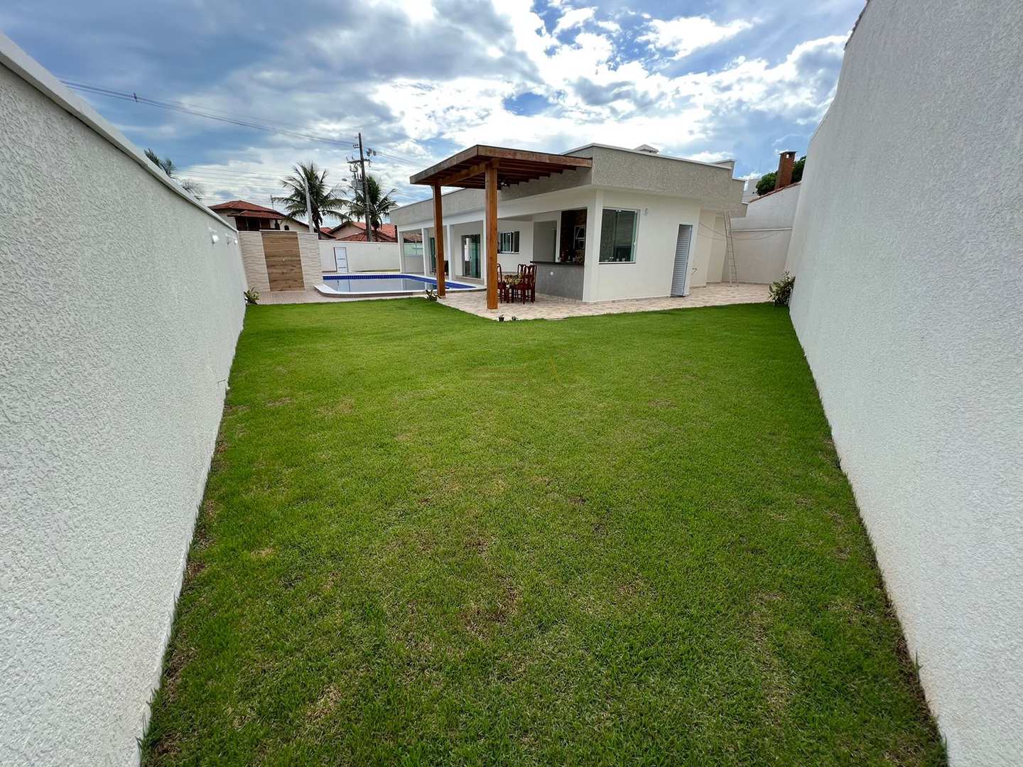 Casa à venda com 4 quartos, 200m² - Foto 24