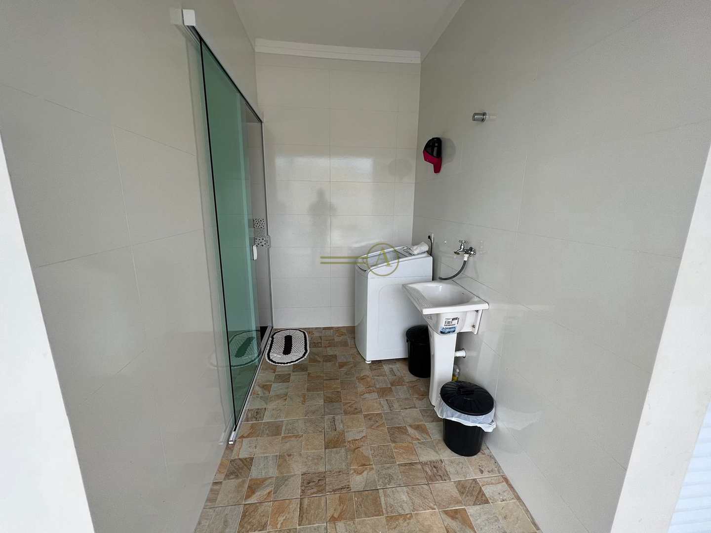 Casa à venda com 4 quartos, 200m² - Foto 17