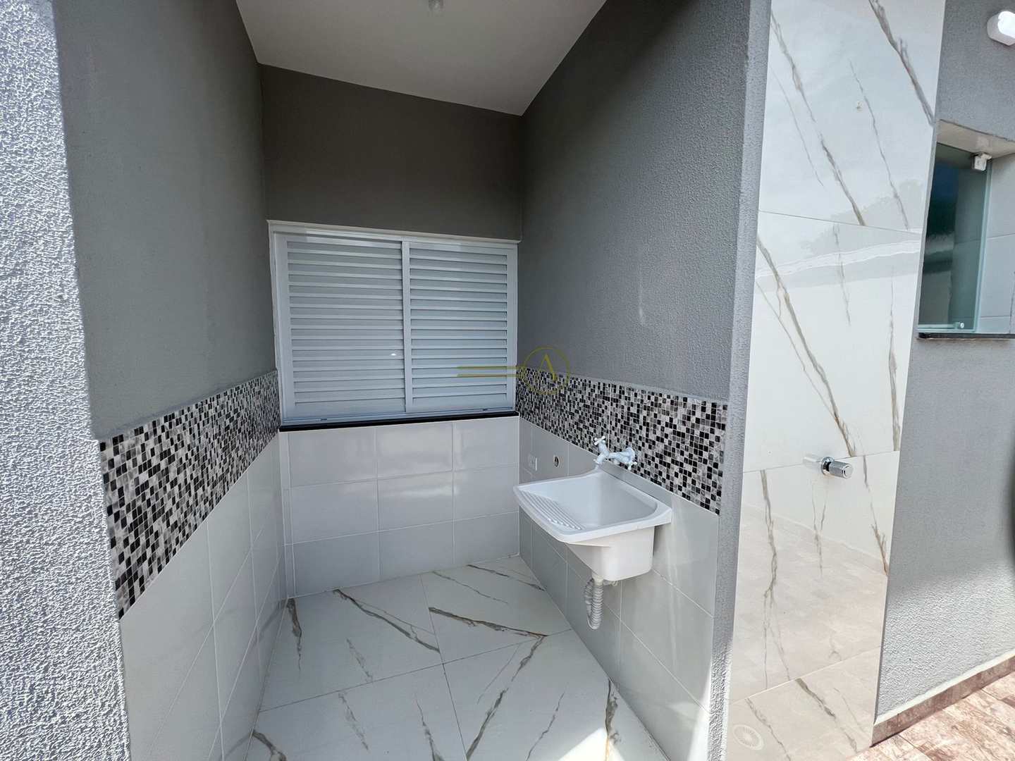 Casa à venda com 2 quartos, 75m² - Foto 12