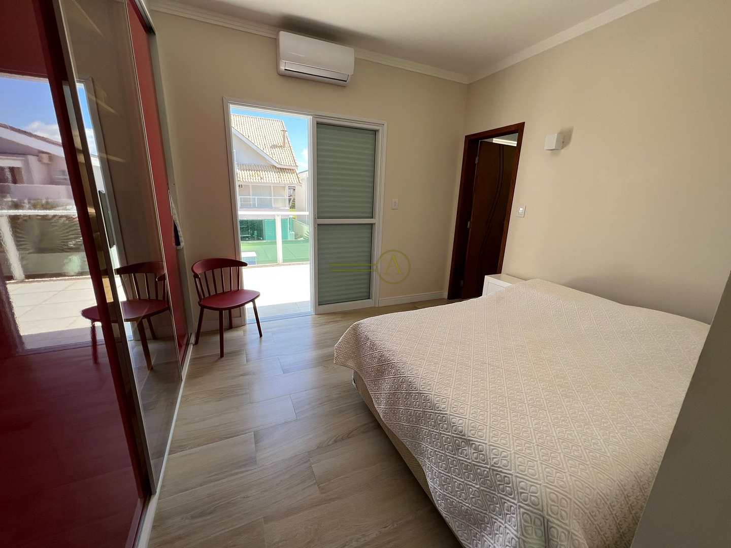 Sobrado à venda com 4 quartos, 320m² - Foto 18