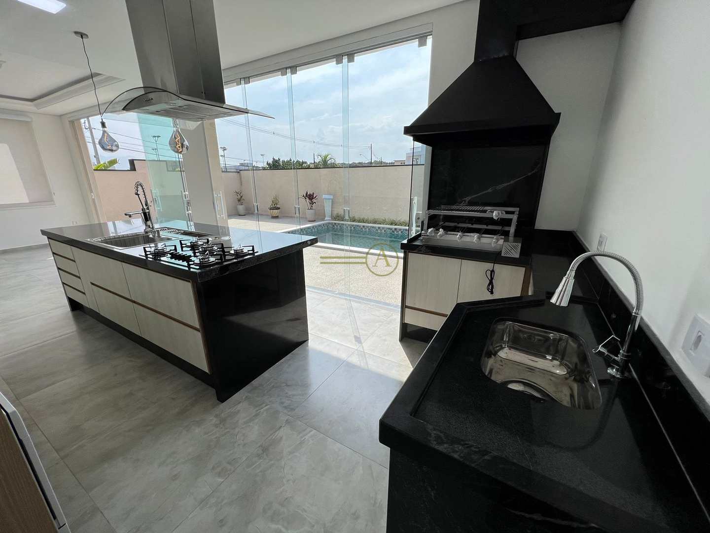 Sobrado à venda com 5 quartos, 288m² - Foto 25