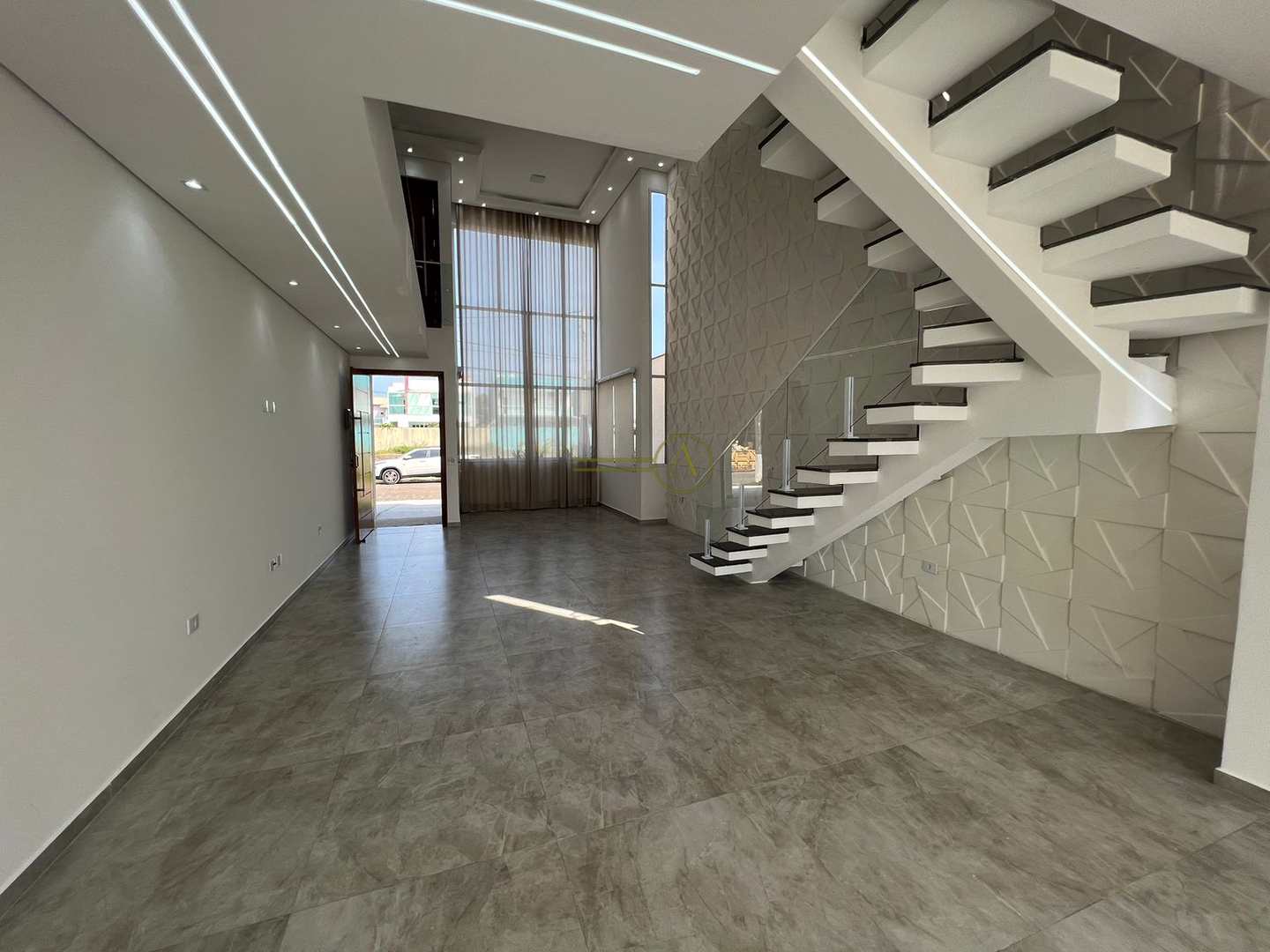 Sobrado à venda com 5 quartos, 288m² - Foto 3