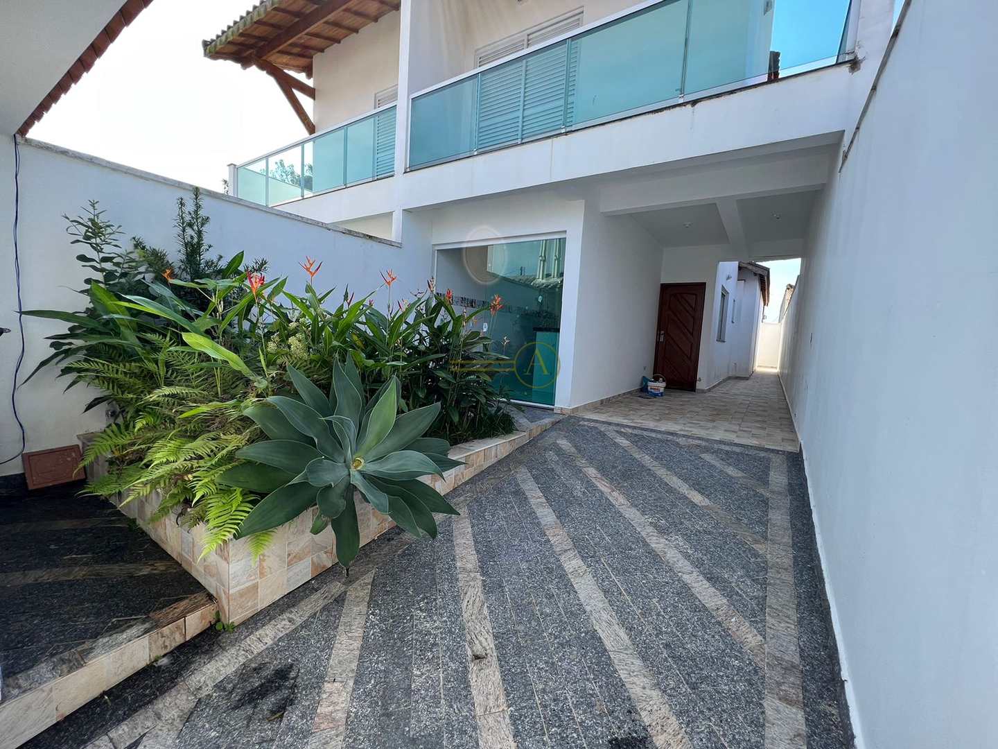 Sobrado à venda com 3 quartos, 120m² - Foto 2