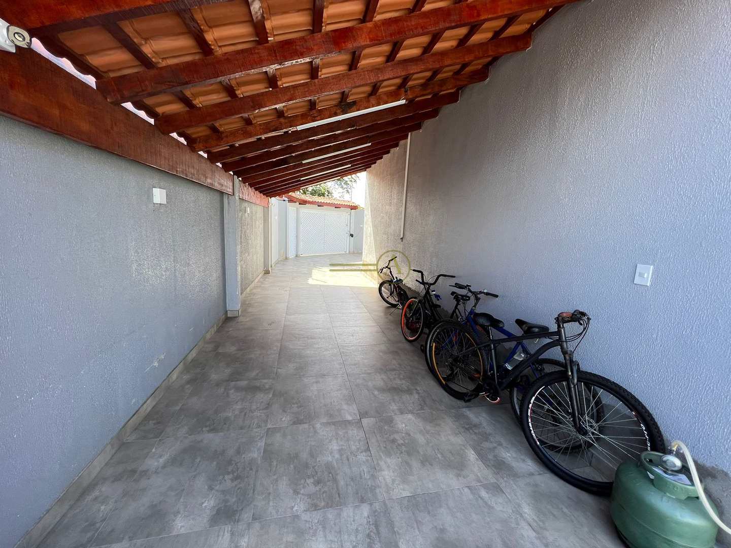 Casa à venda com 3 quartos, 120m² - Foto 18