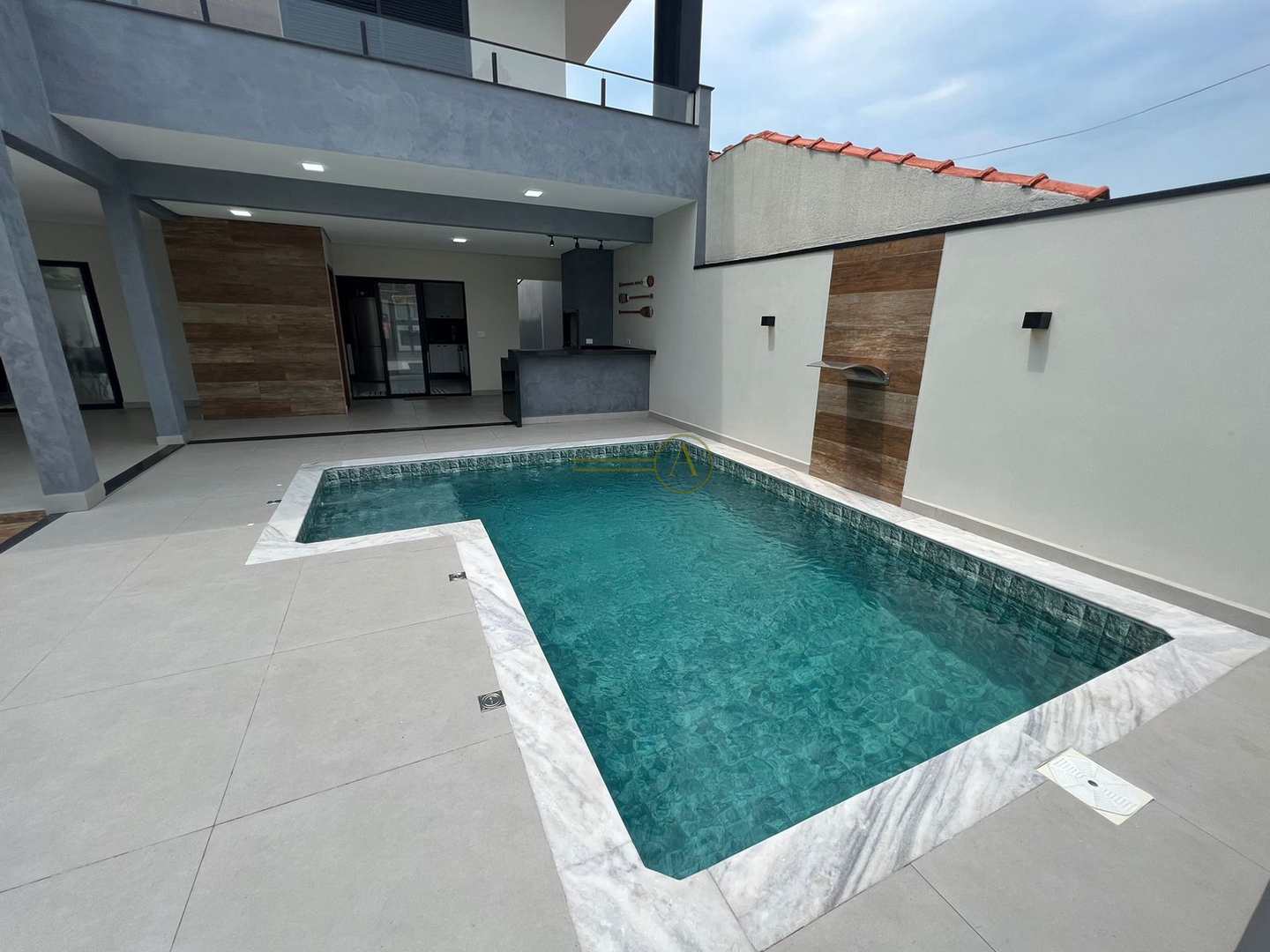 Sobrado à venda com 4 quartos, 252m² - Foto 32