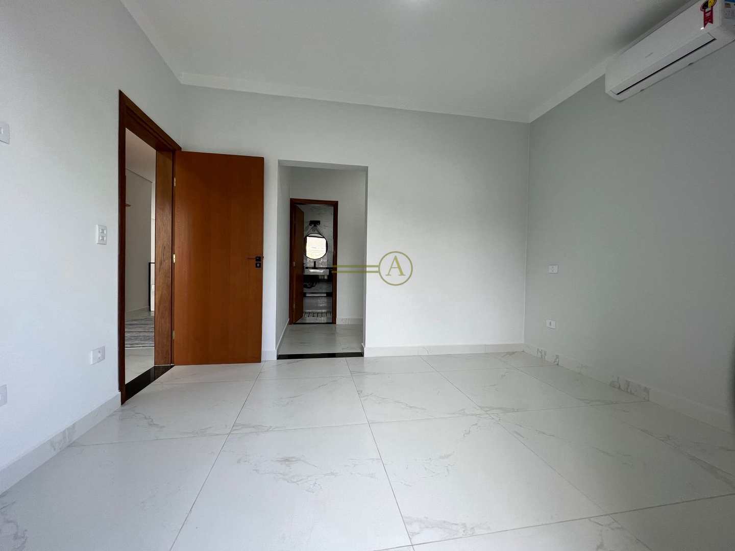 Sobrado à venda com 4 quartos, 252m² - Foto 25