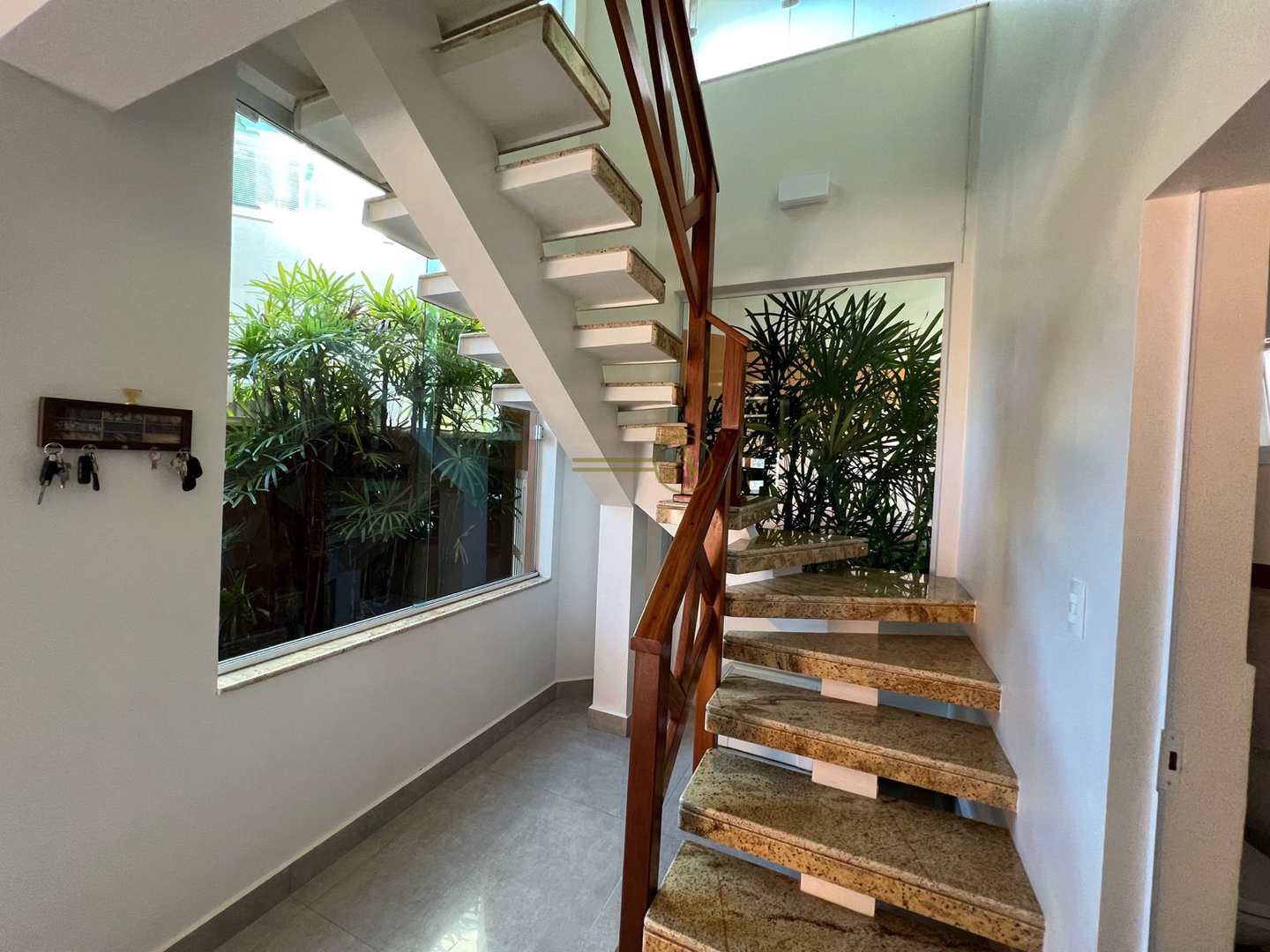 Sobrado à venda com 3 quartos, 290m² - Foto 7