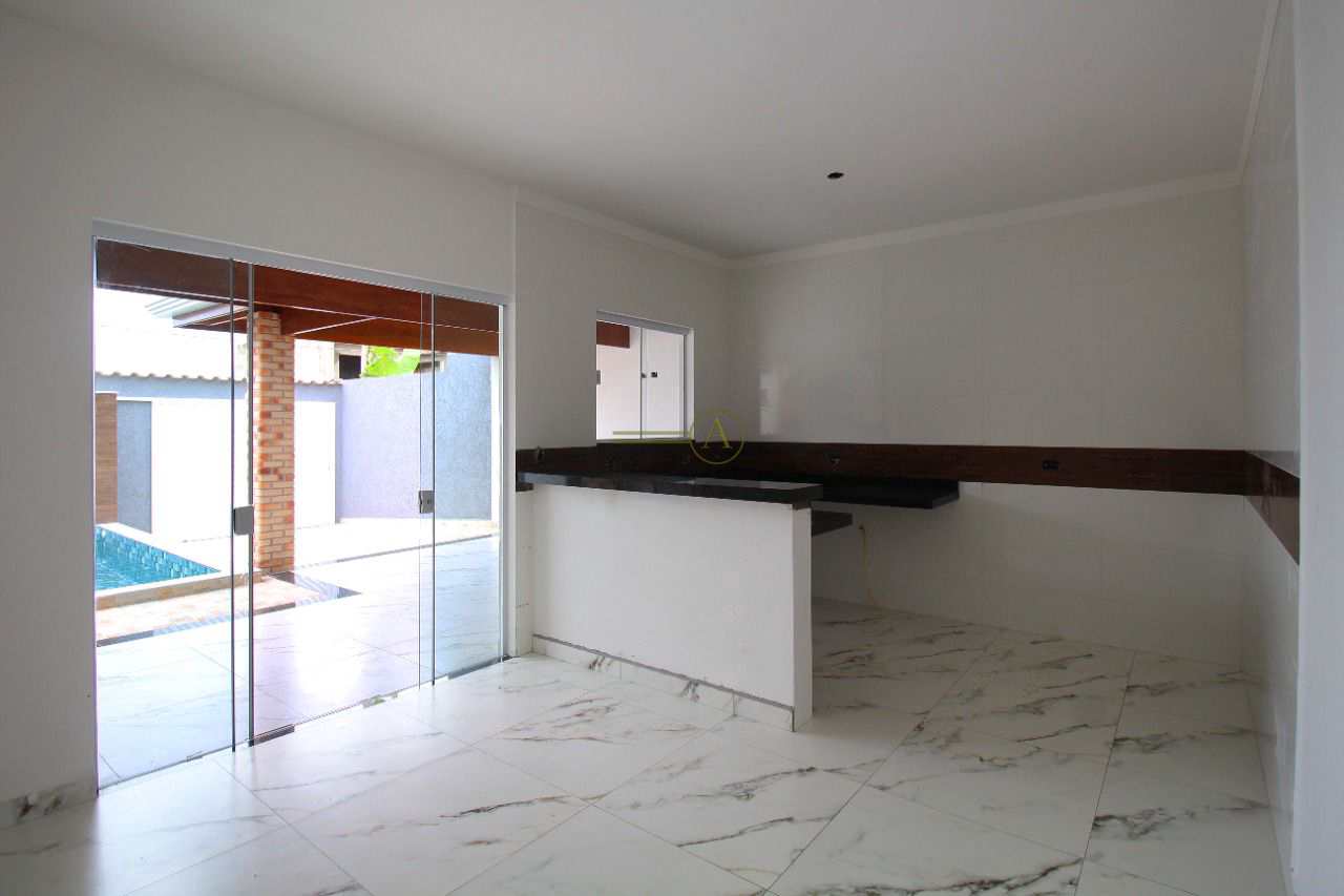 Casa à venda com 2 quartos, 87m² - Foto 5