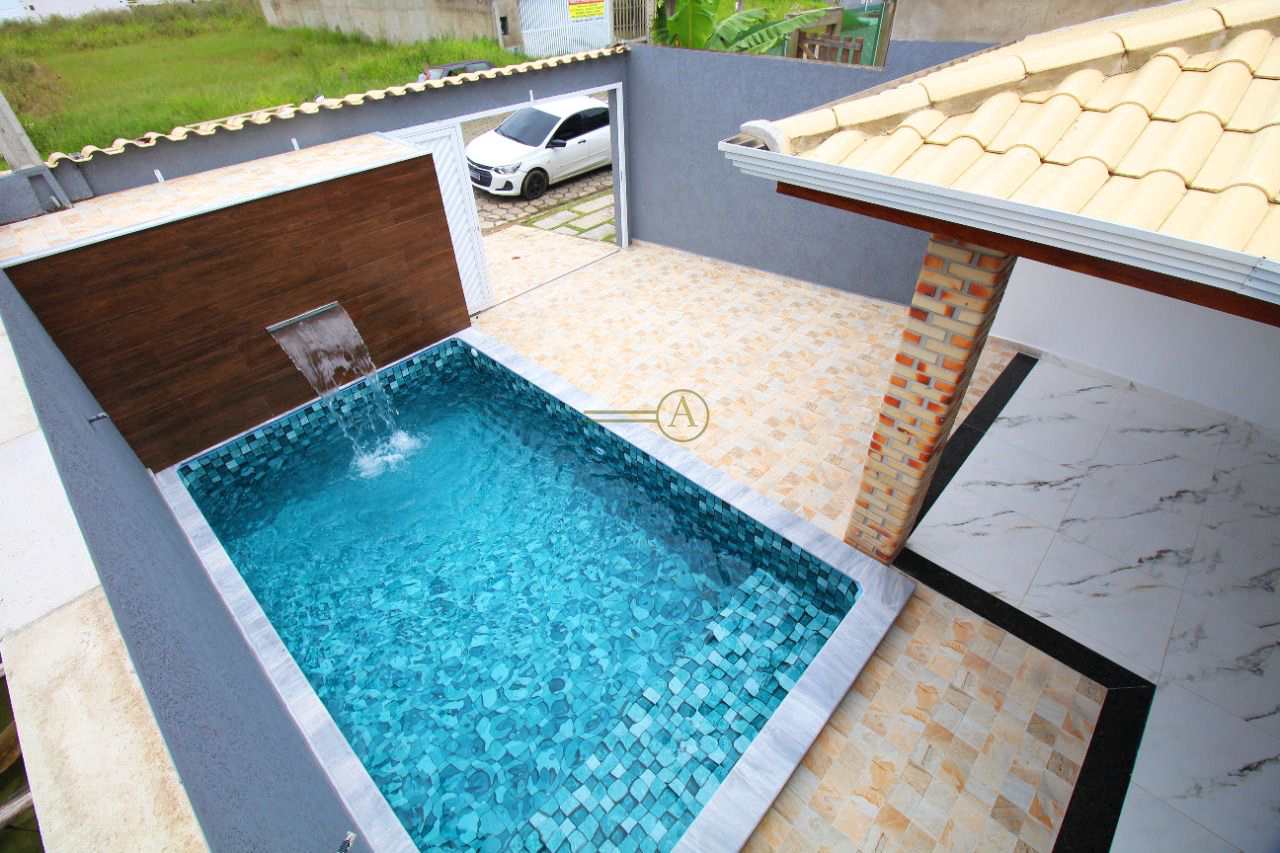 Casa à venda com 2 quartos, 87m² - Foto 2