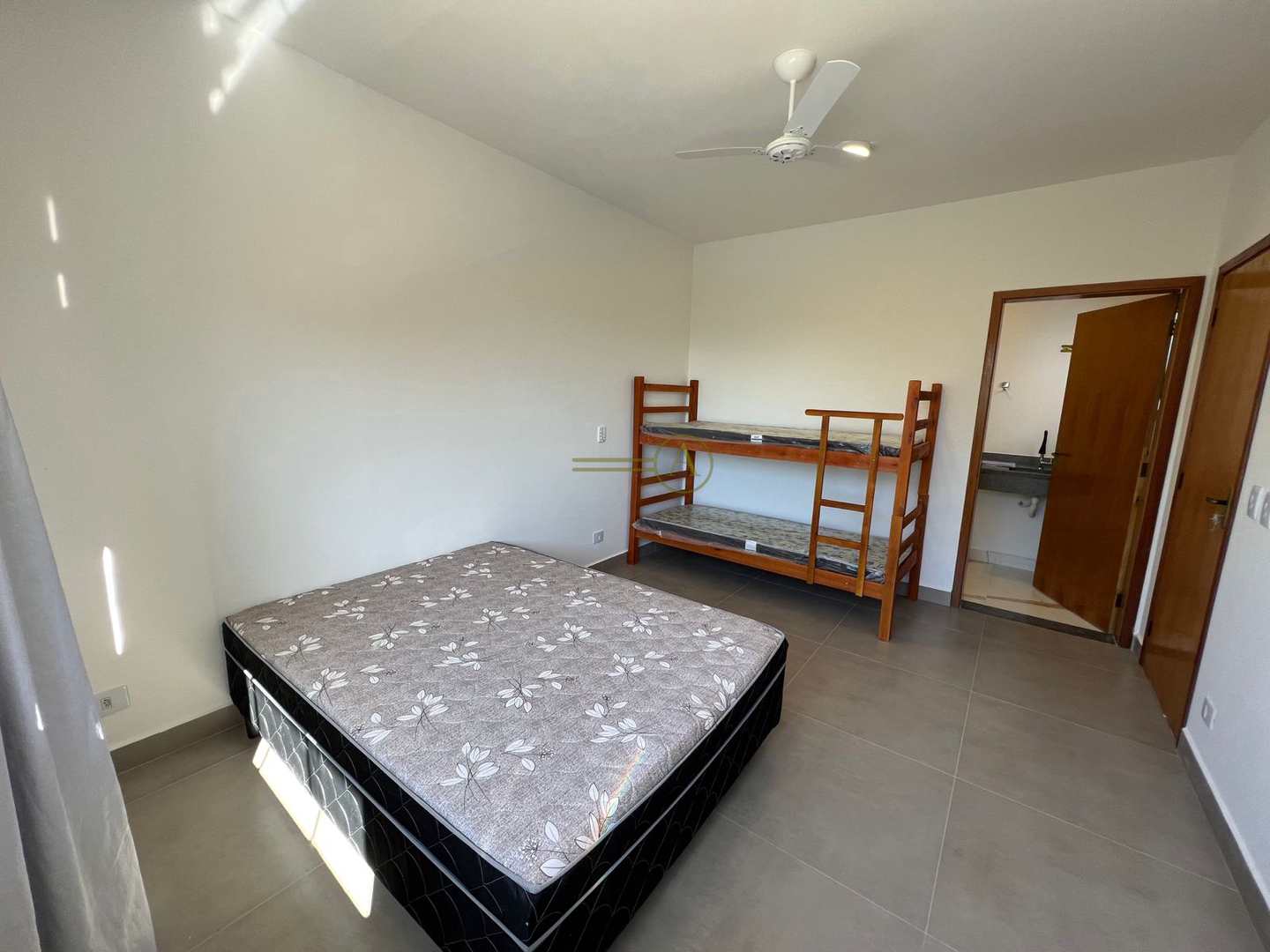 Casa à venda com 2 quartos, 66m² - Foto 19