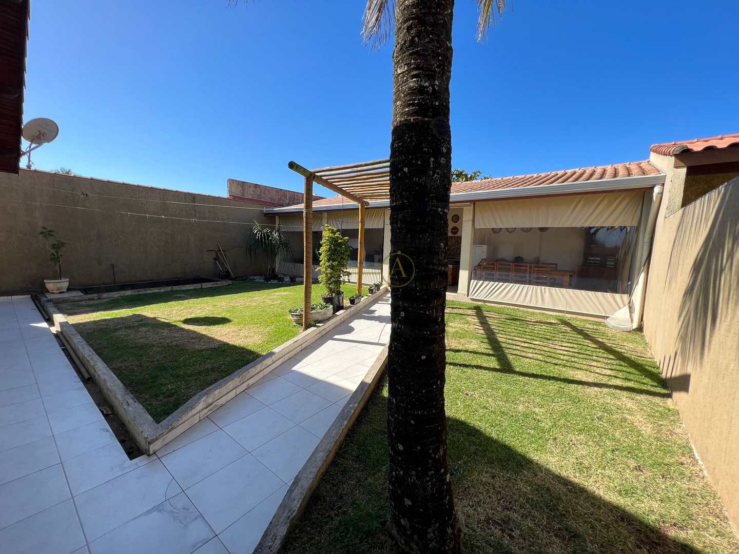 Casa à venda com 4 quartos, 220m² - Foto 29