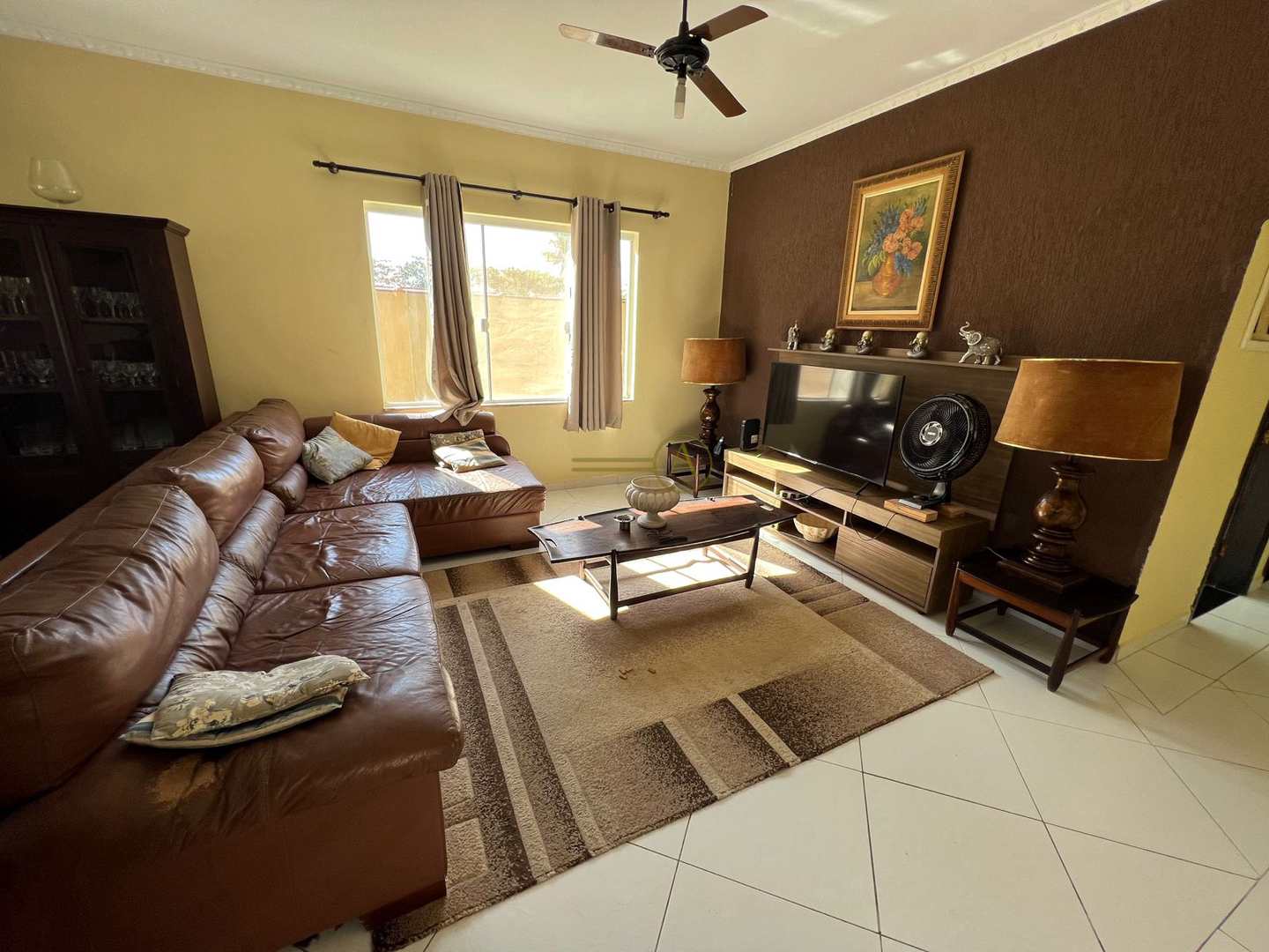 Casa à venda com 4 quartos, 220m² - Foto 8