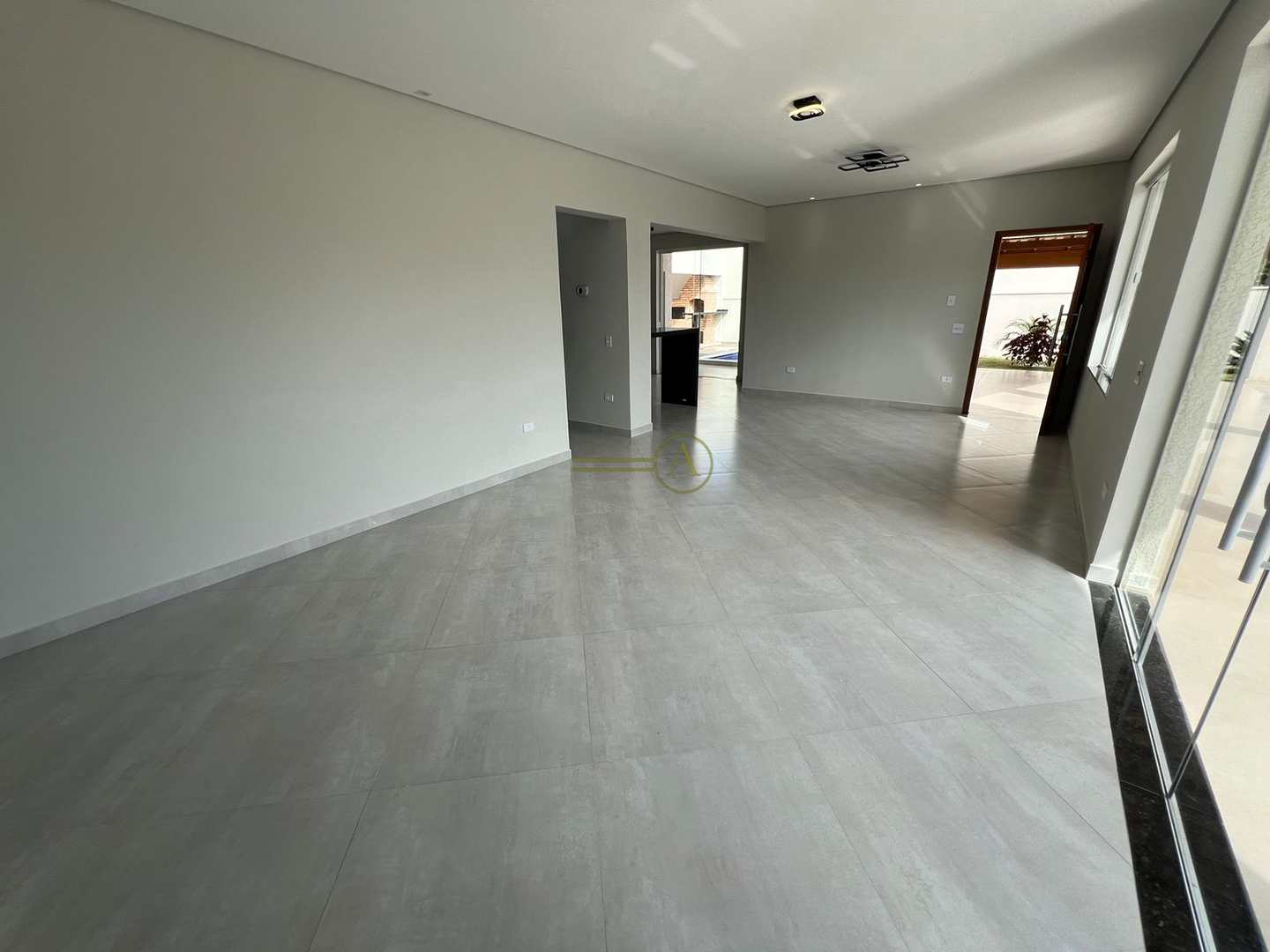 Casa à venda com 4 quartos, 232m² - Foto 6