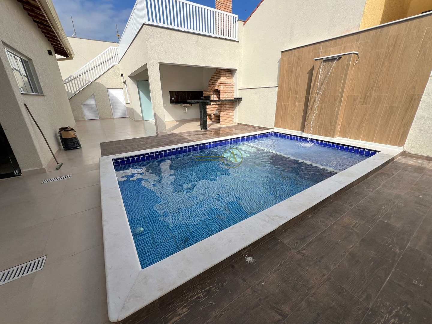 Casa à venda com 4 quartos, 232m² - Foto 17