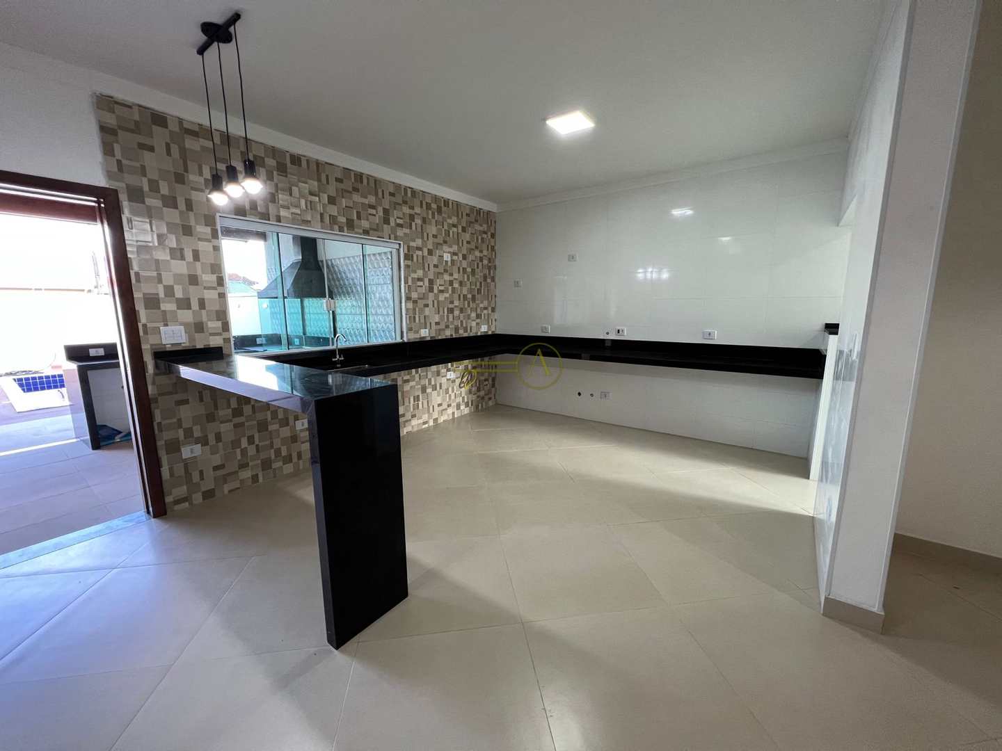 Casa à venda com 3 quartos, 137m² - Foto 9