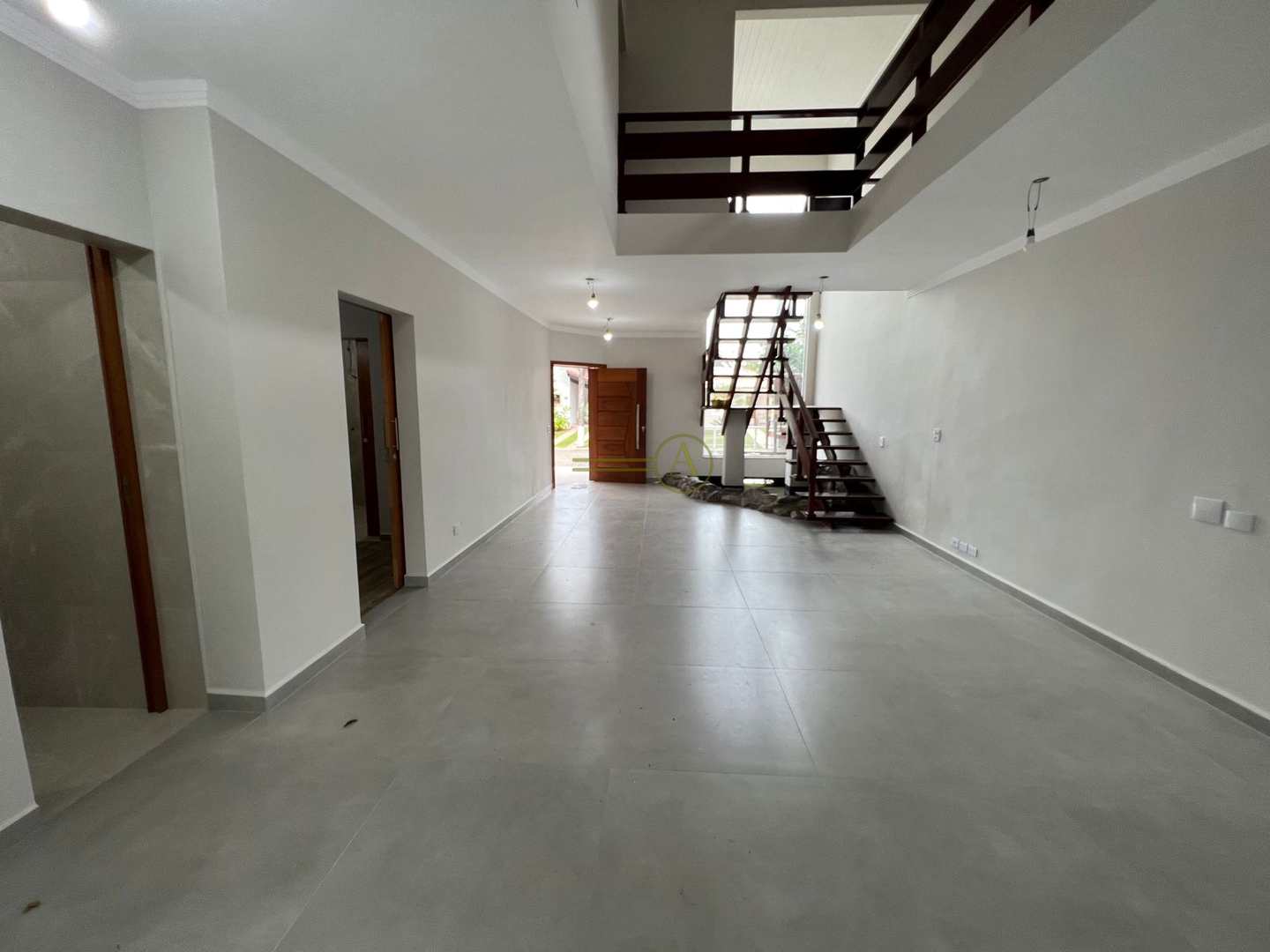 Sobrado à venda com 5 quartos, 218m² - Foto 8