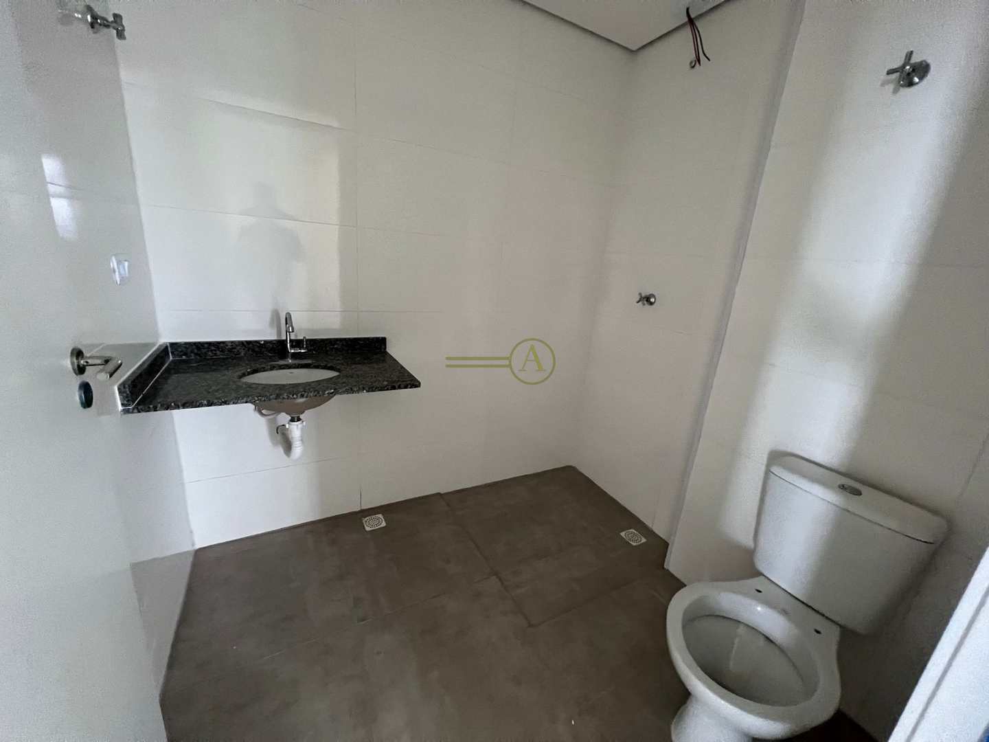 Apartamento à venda com 2 quartos, 79m² - Foto 5