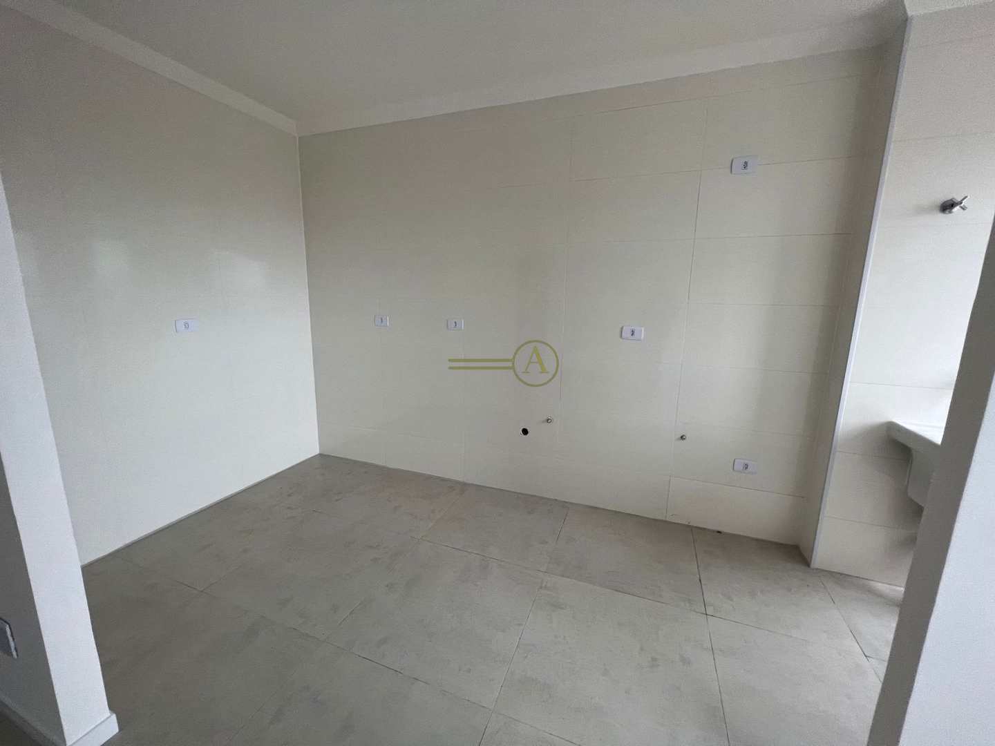 Apartamento à venda com 2 quartos, 79m² - Foto 2