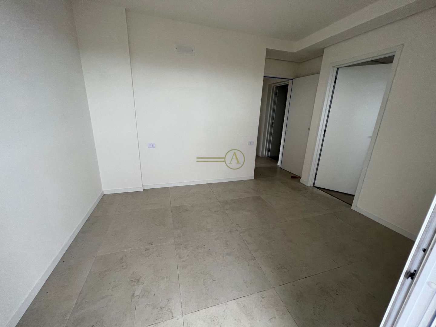 Apartamento à venda com 2 quartos, 78m² - Foto 13