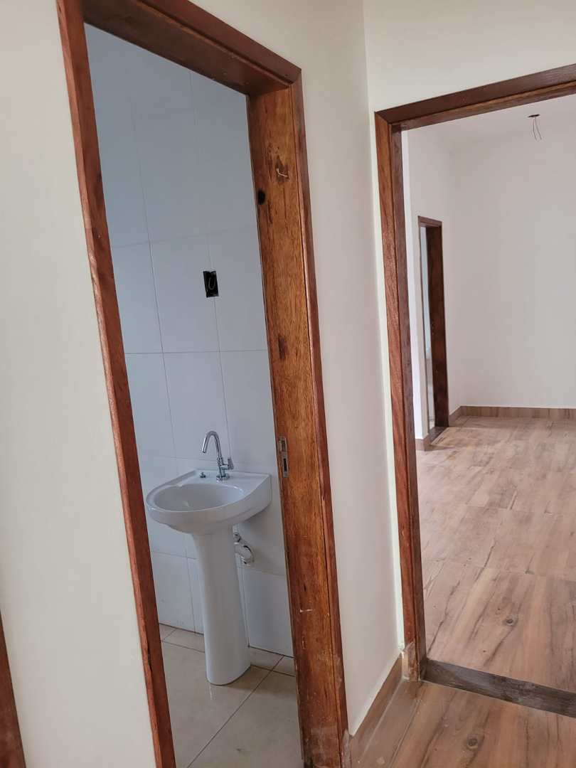 Casa à venda com 2 quartos, 300m² - Foto 5