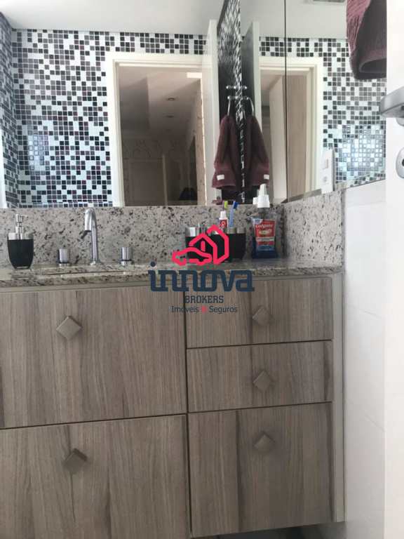 Apartamento à venda com 3 quartos, 128m² - Foto 5