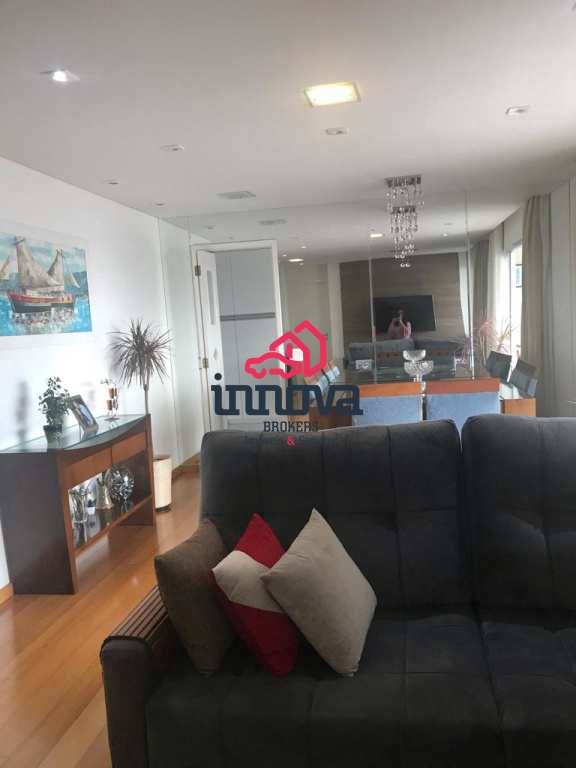 Apartamento à venda com 3 quartos, 128m² - Foto 1