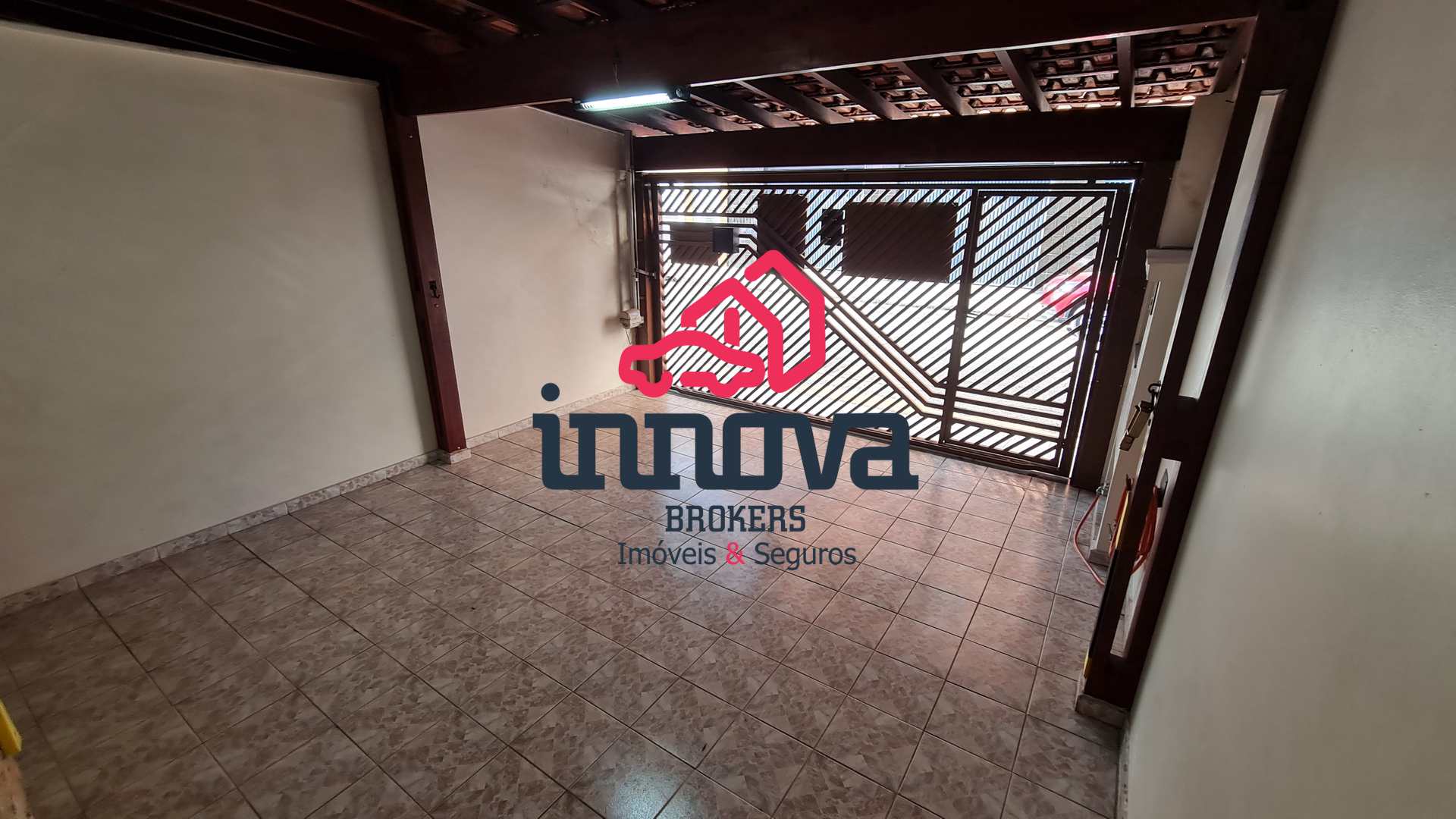 Sobrado à venda com 3 quartos, 110m² - Foto 1