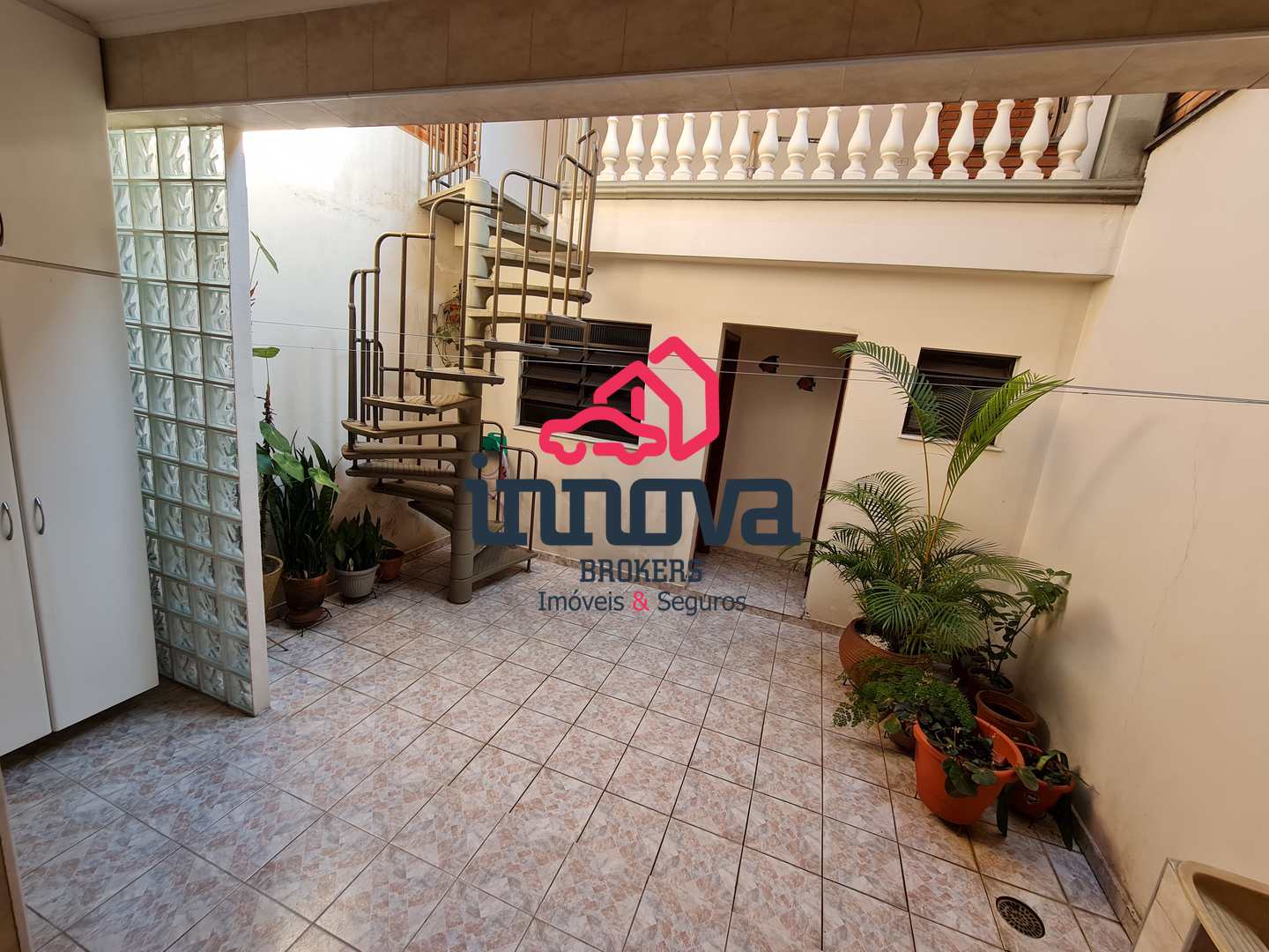 Sobrado à venda com 3 quartos, 110m² - Foto 2