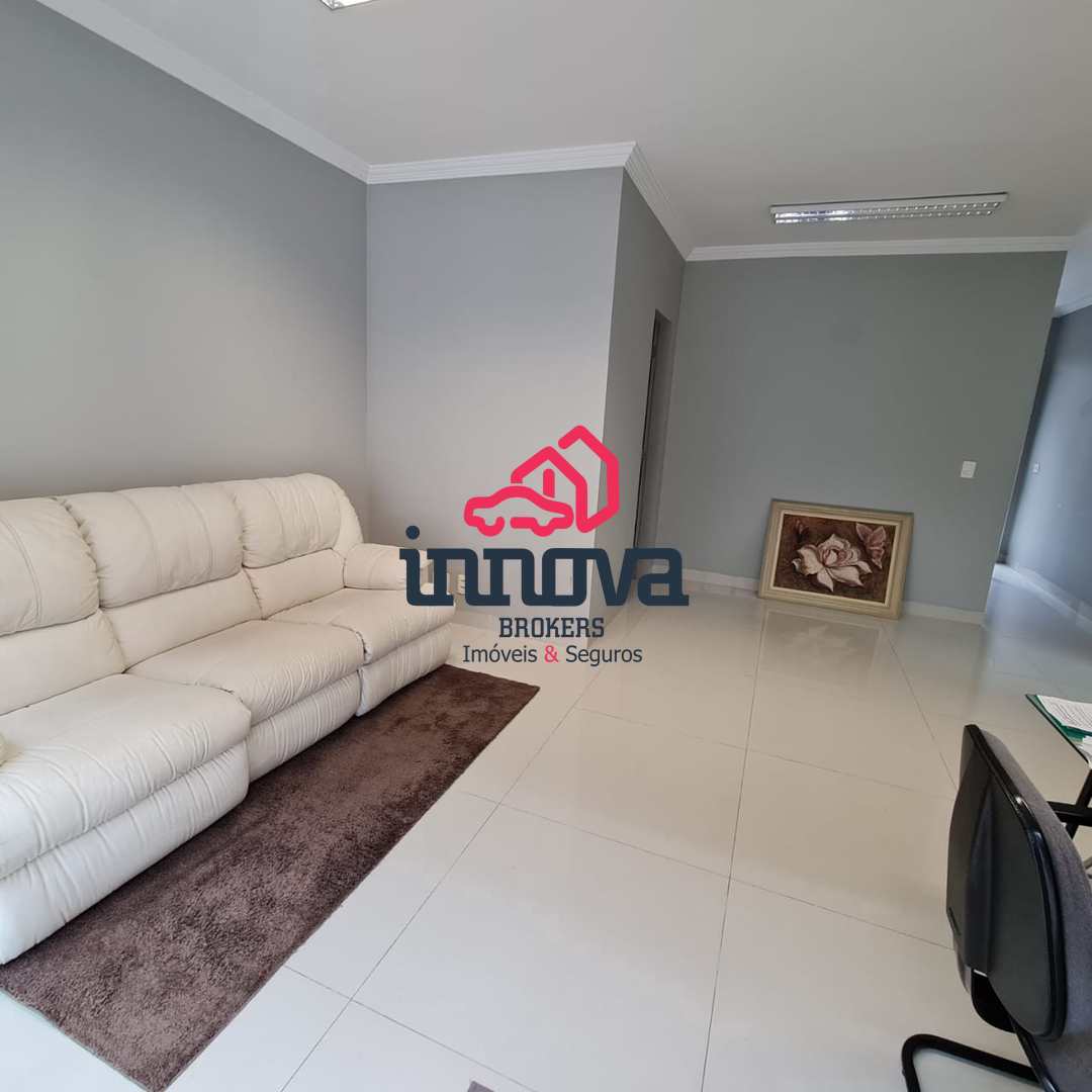 Casa à venda com 2 quartos, 40m² - Foto 1