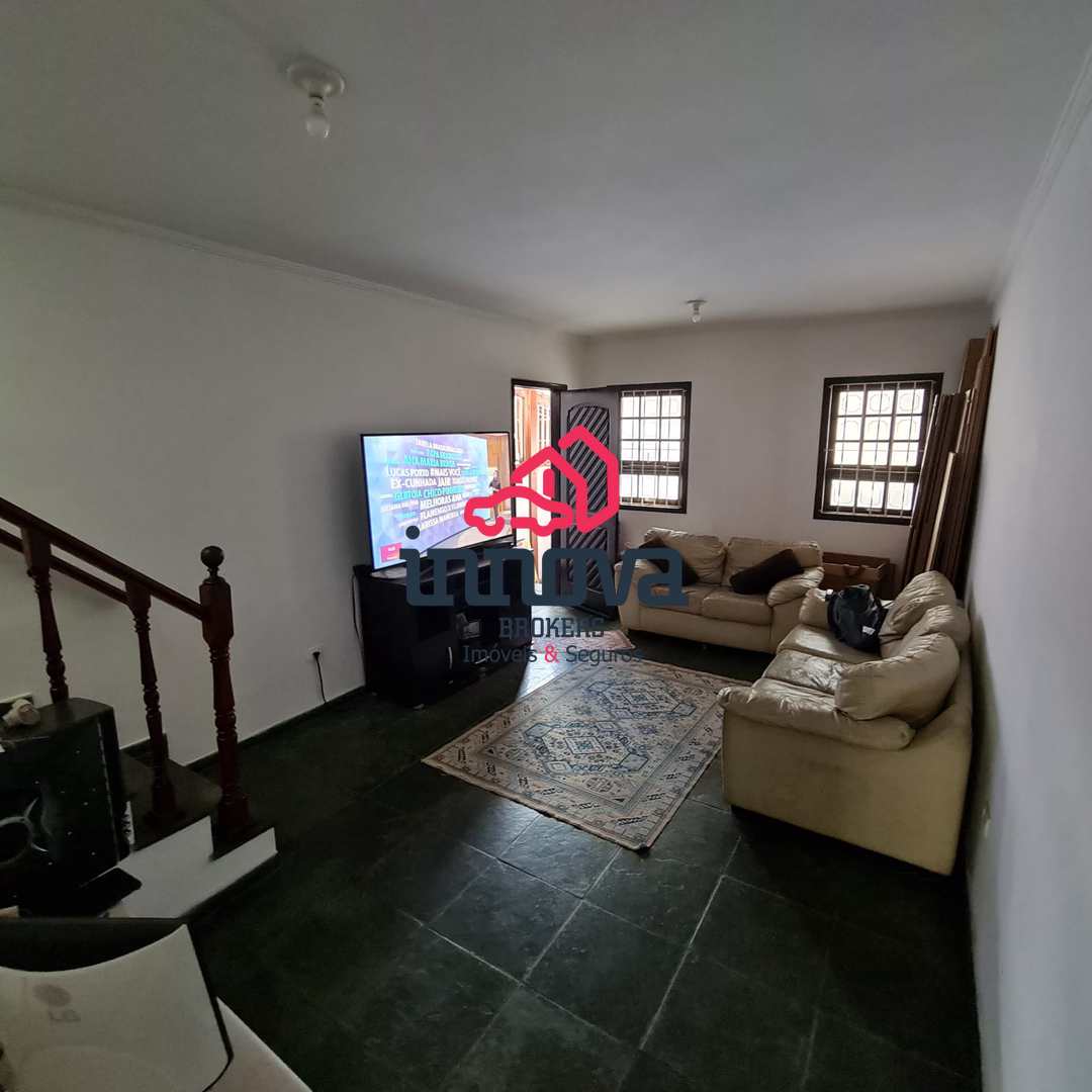 Sobrado à venda com 3 quartos, 125m² - Foto 1