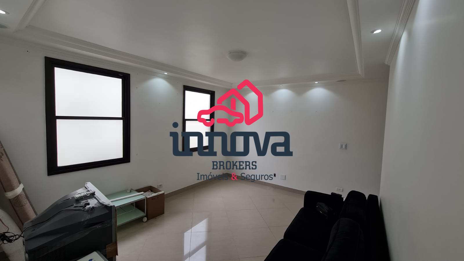 Apartamento à venda com 2 quartos, 70m² - Foto 1