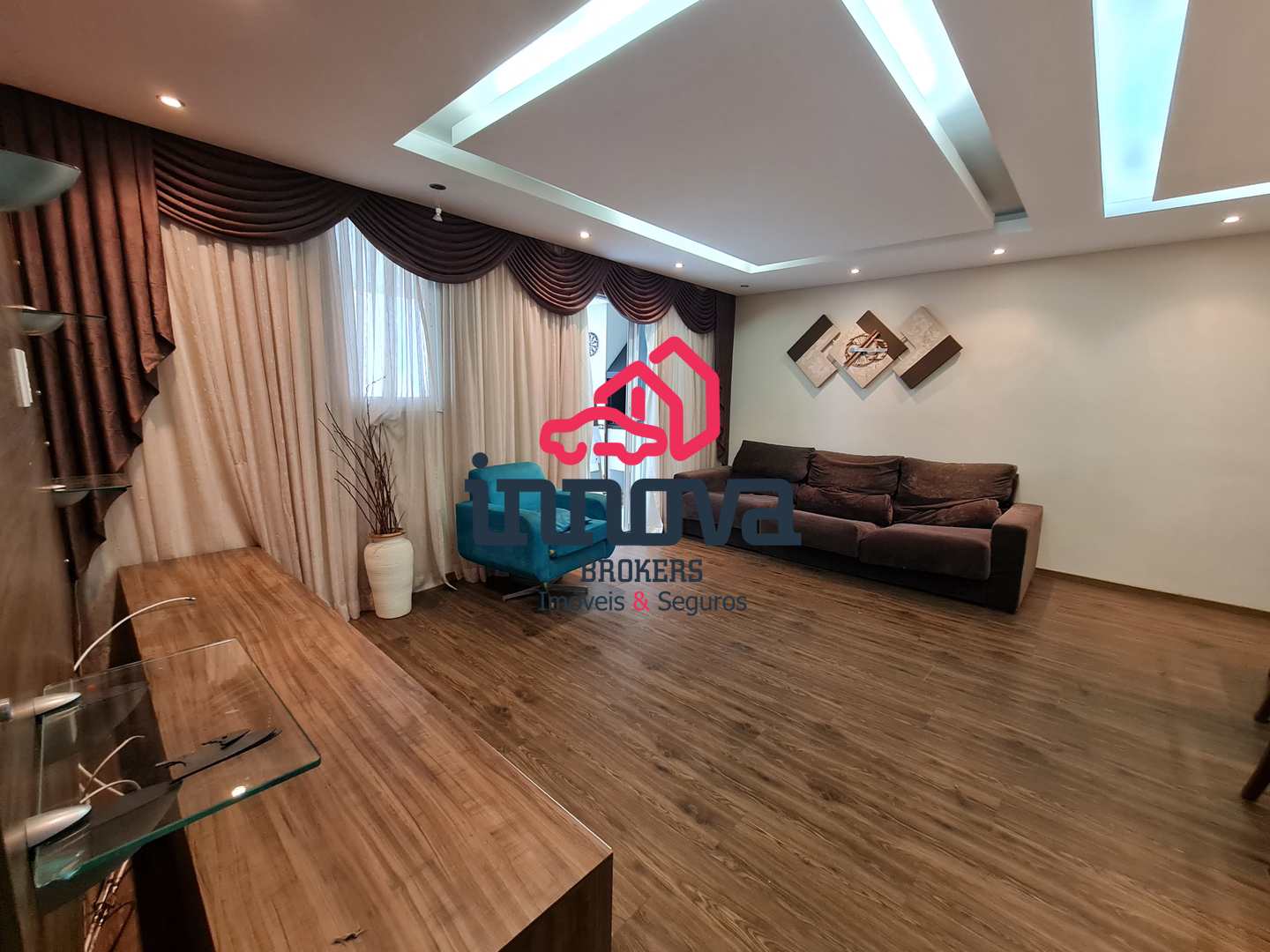 Apartamento à venda com 2 quartos, 82m² - Foto 1