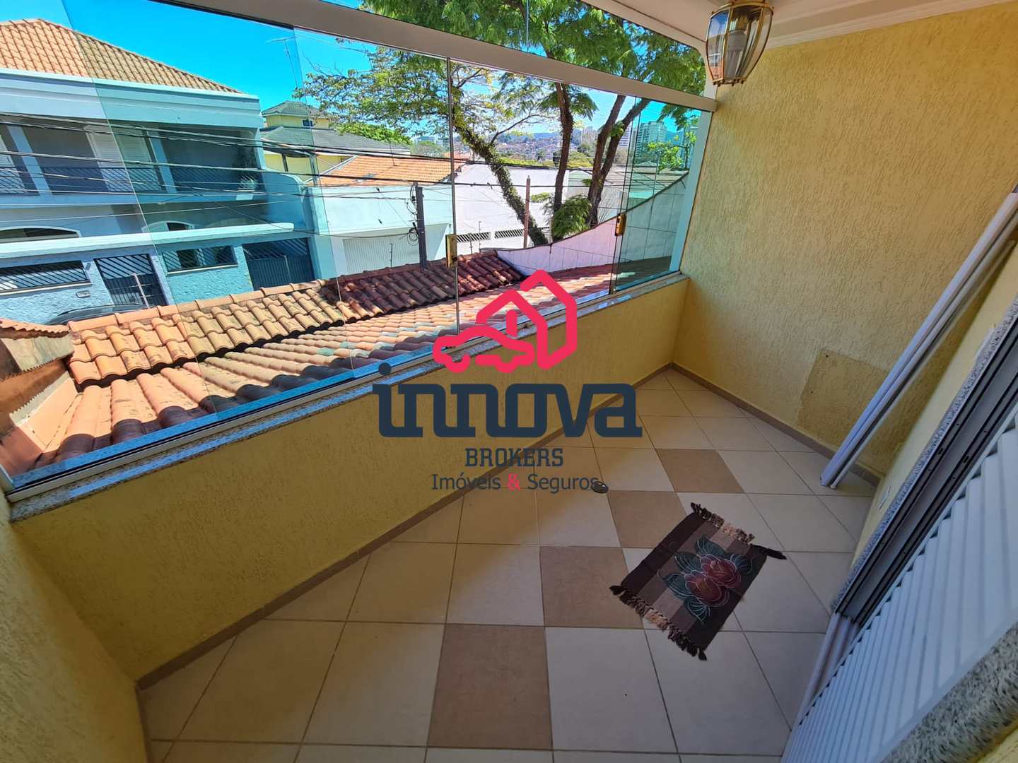 Sobrado à venda com 3 quartos, 300m² - Foto 2