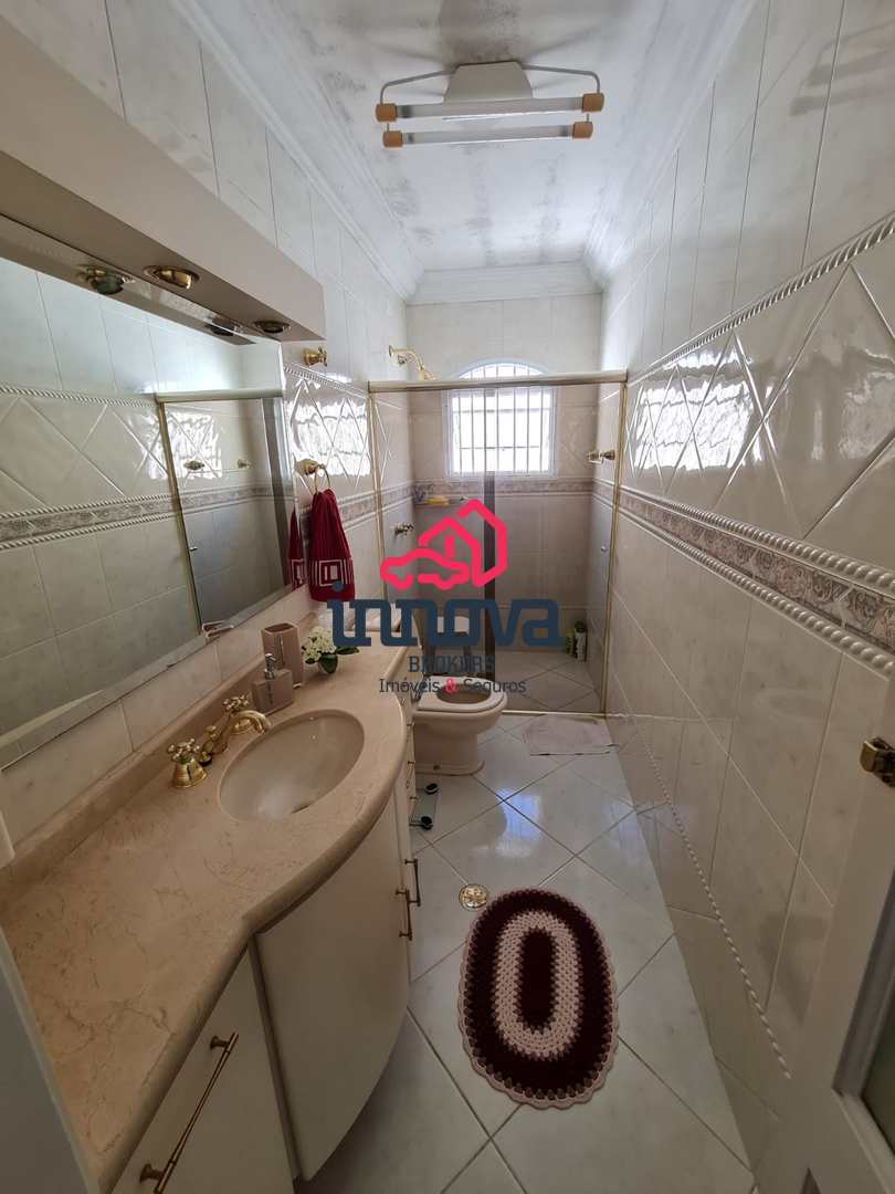 Sobrado à venda com 3 quartos, 300m² - Foto 9