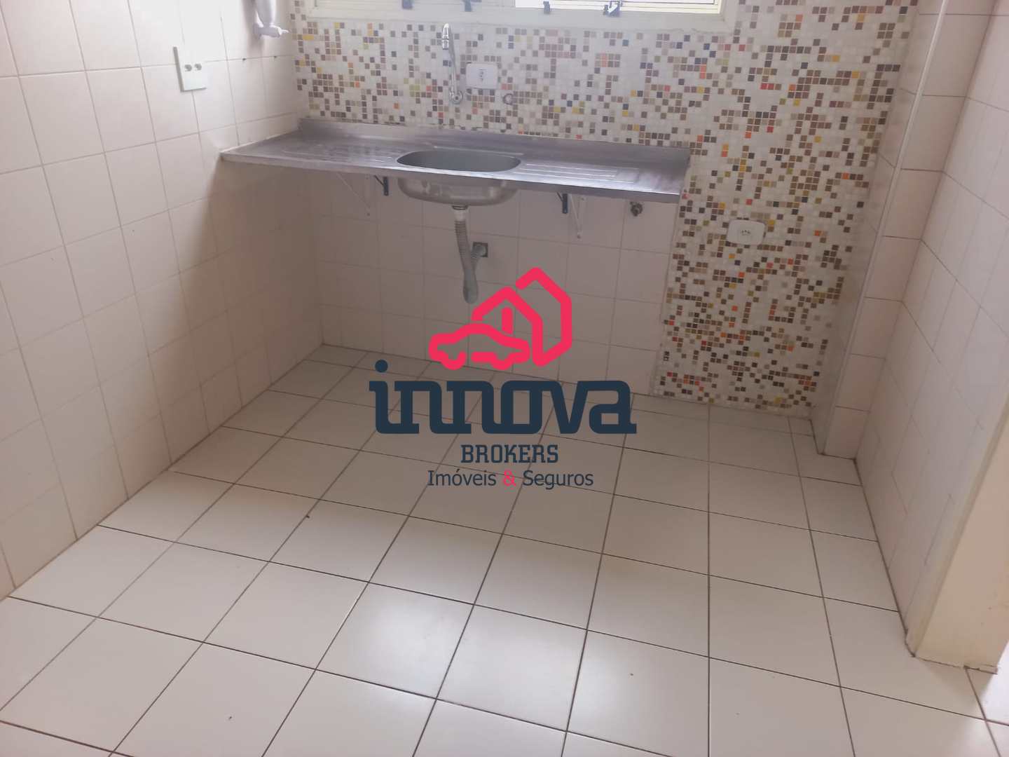 Apartamento à venda com 2 quartos, 75m² - Foto 19