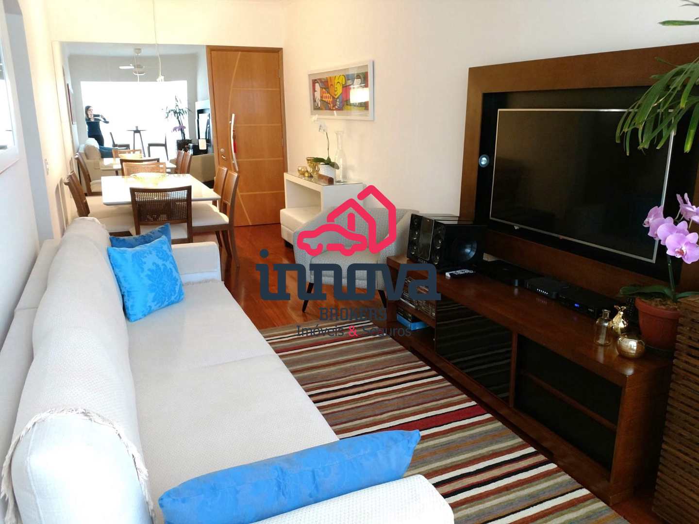 Apartamento à venda com 2 quartos, 72m² - Foto 1