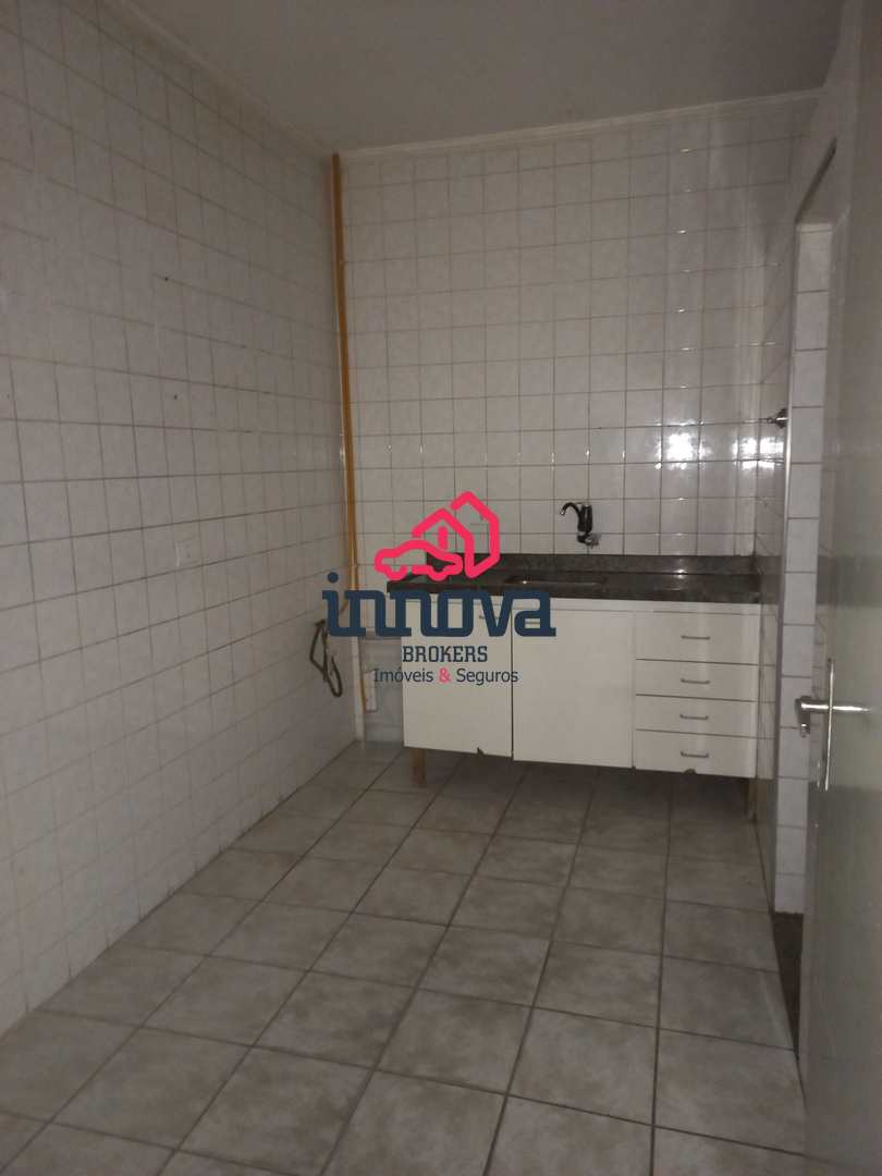 Apartamento para alugar com 1 quarto, 55m² - Foto 7