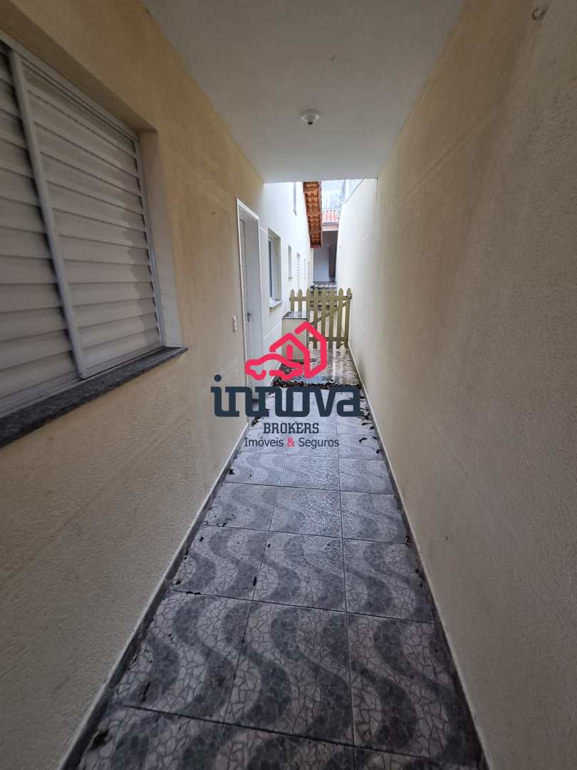 Sobrado à venda com 3 quartos, 200m² - Foto 3