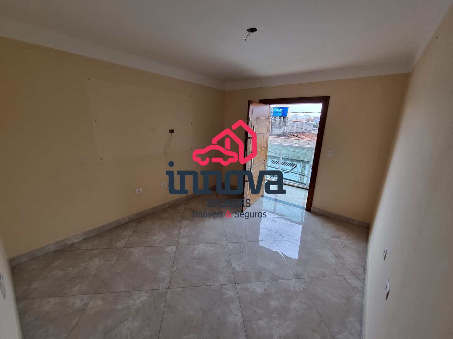 Sobrado à venda com 3 quartos, 200m² - Foto 4