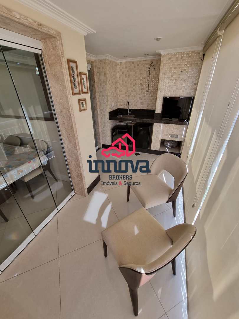 Apartamento para alugar com 3 quartos, 114m² - Foto 11